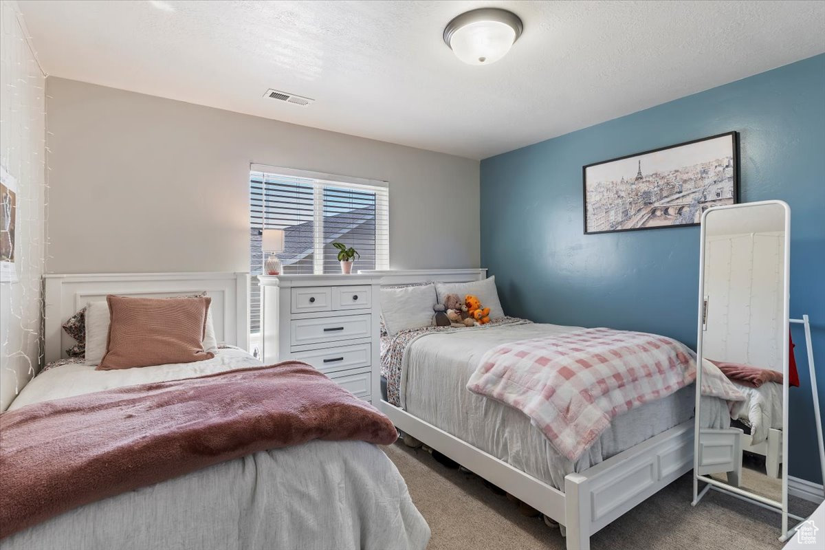 STOKER GARDENS - Residential