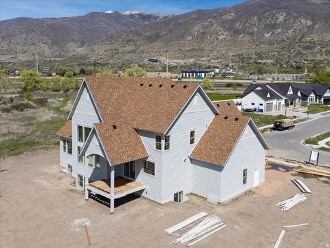 Tiny photo for 452 S DANIEL DR #804, Farmington, UT 84025 (MLS # 2149941)