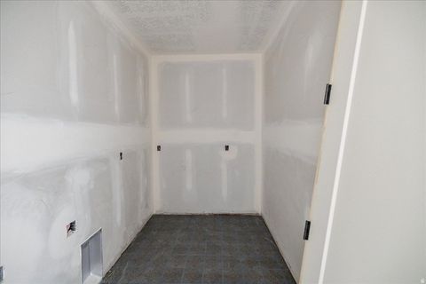 Tiny photo for 452 S DANIEL DR #804, Farmington, UT 84025 (MLS # 2149941)