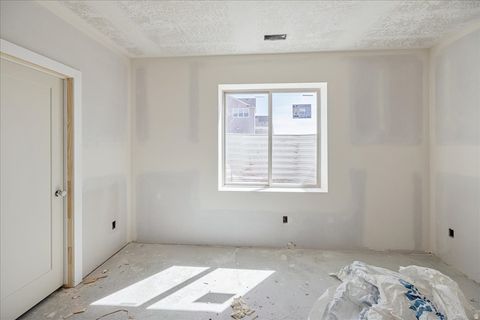 Tiny photo for 452 S DANIEL DR #804, Farmington, UT 84025 (MLS # 2149941)