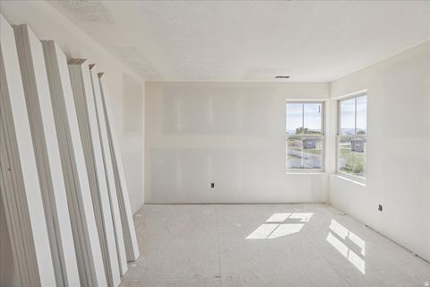 Tiny photo for 452 S DANIEL DR #804, Farmington, UT 84025 (MLS # 2149941)