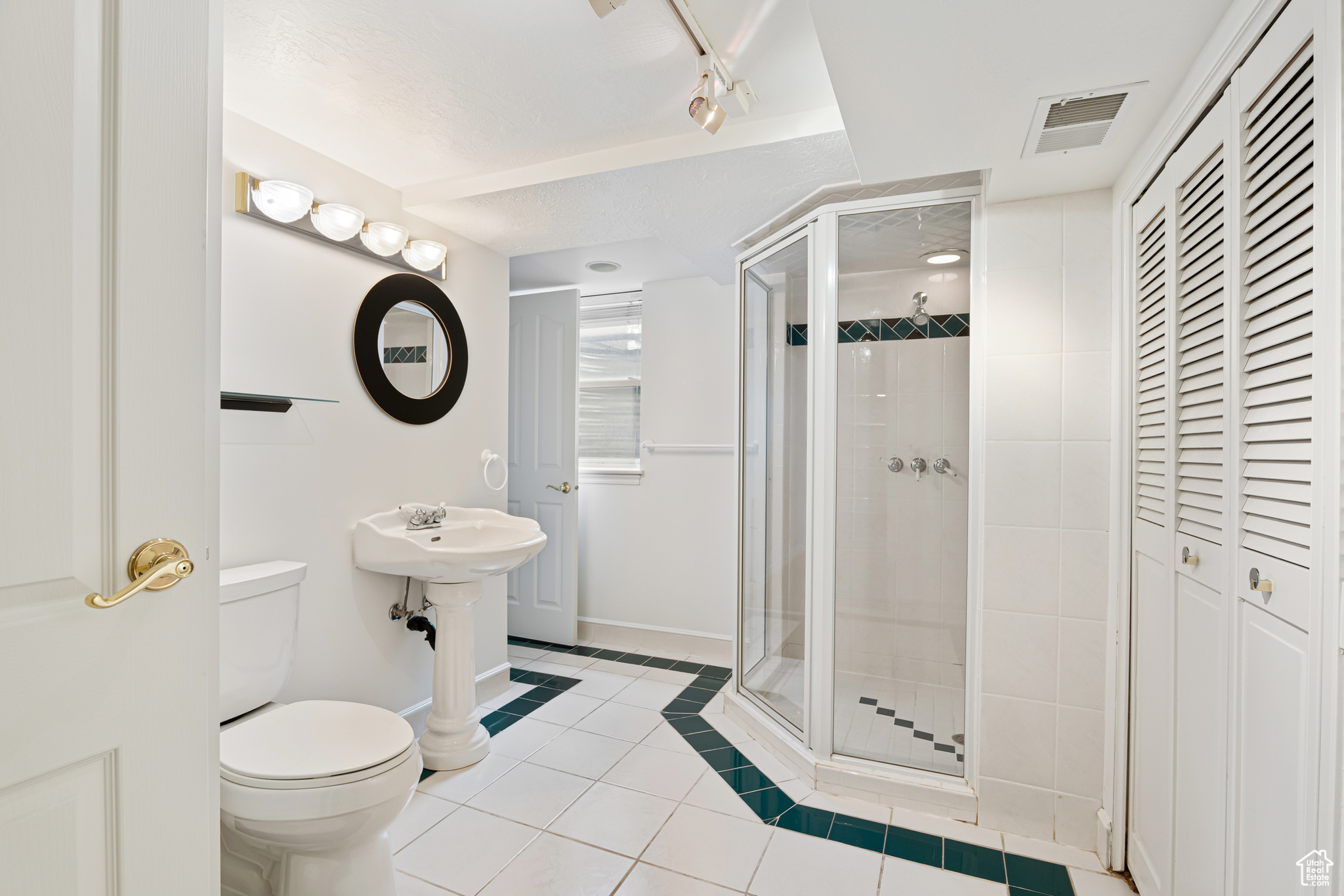 4115 Edgehill Dr, Ogden, Utah image 30