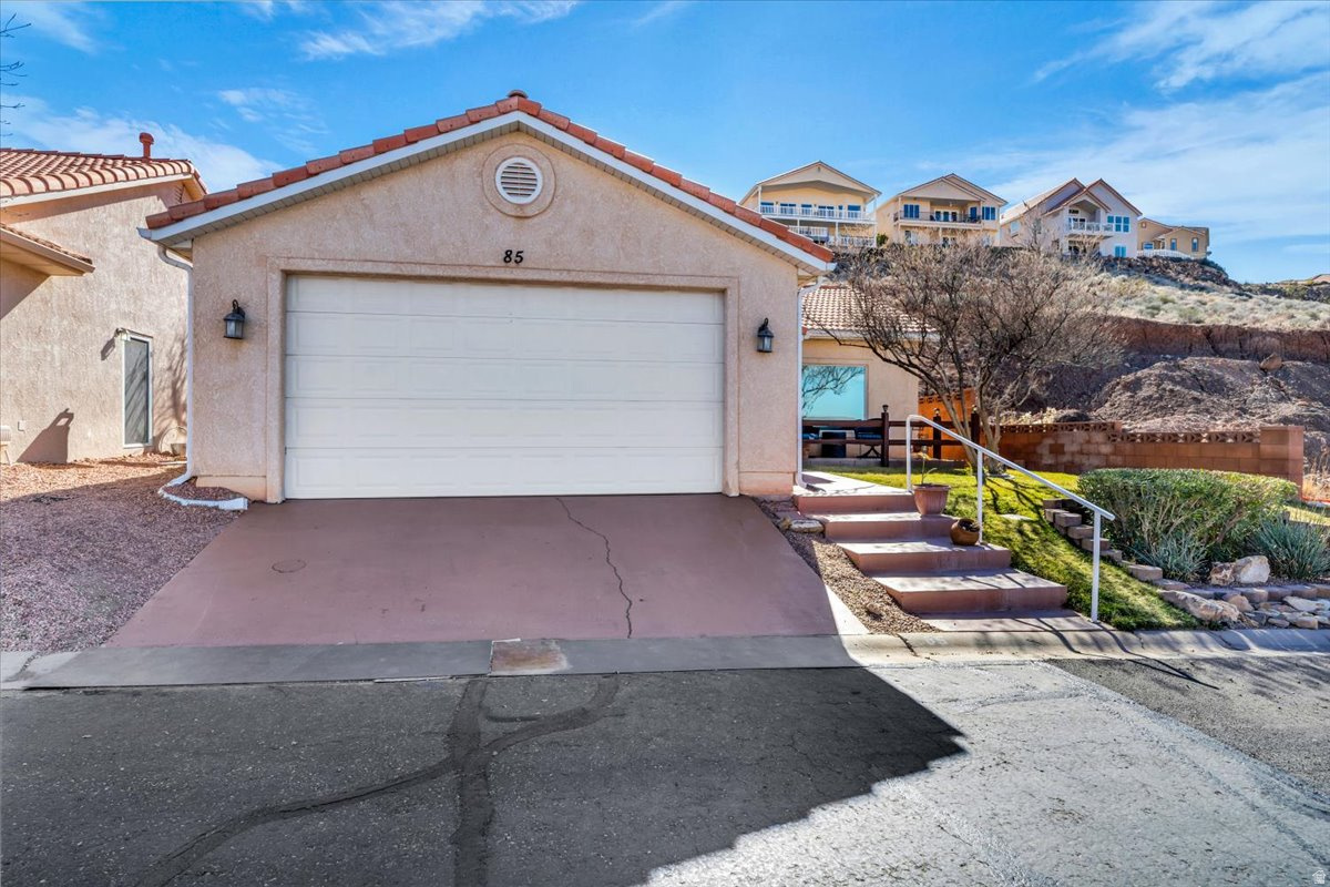 RIDGEPOINTE 1 AMD - Residential