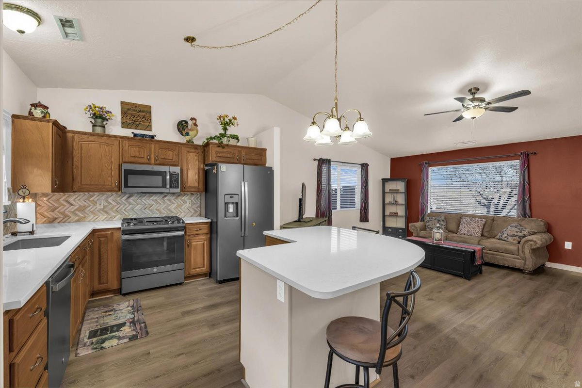 RIDGEPOINTE 1 AMD - Residential