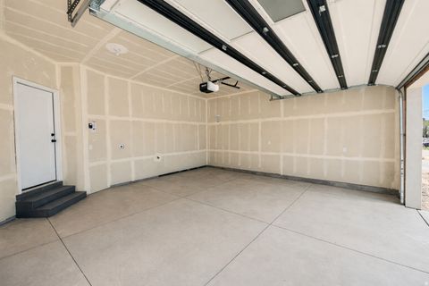 Tiny photo for 6708 S VAUGHN LN E #25, Midvale, UT 84047 (MLS # 2149950)