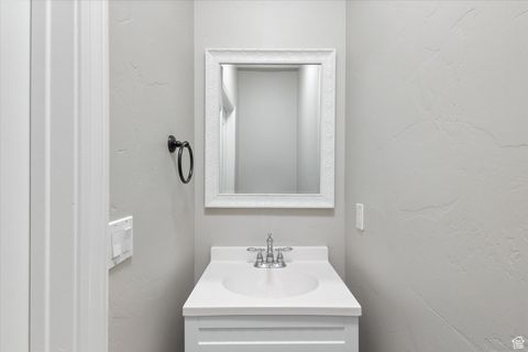 Tiny photo for 1522 S SAGE VIEW CT, Saratoga Springs, UT 84045 (MLS # 2118346)