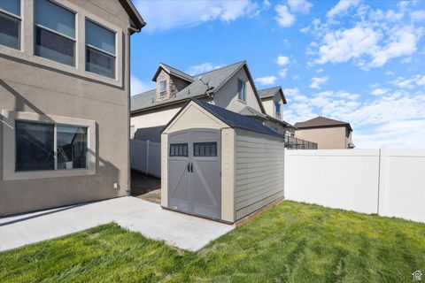 Tiny photo for 1522 S SAGE VIEW CT, Saratoga Springs, UT 84045 (MLS # 2118346)