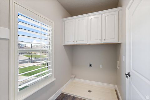 Tiny photo for 1522 S SAGE VIEW CT, Saratoga Springs, UT 84045 (MLS # 2118346)