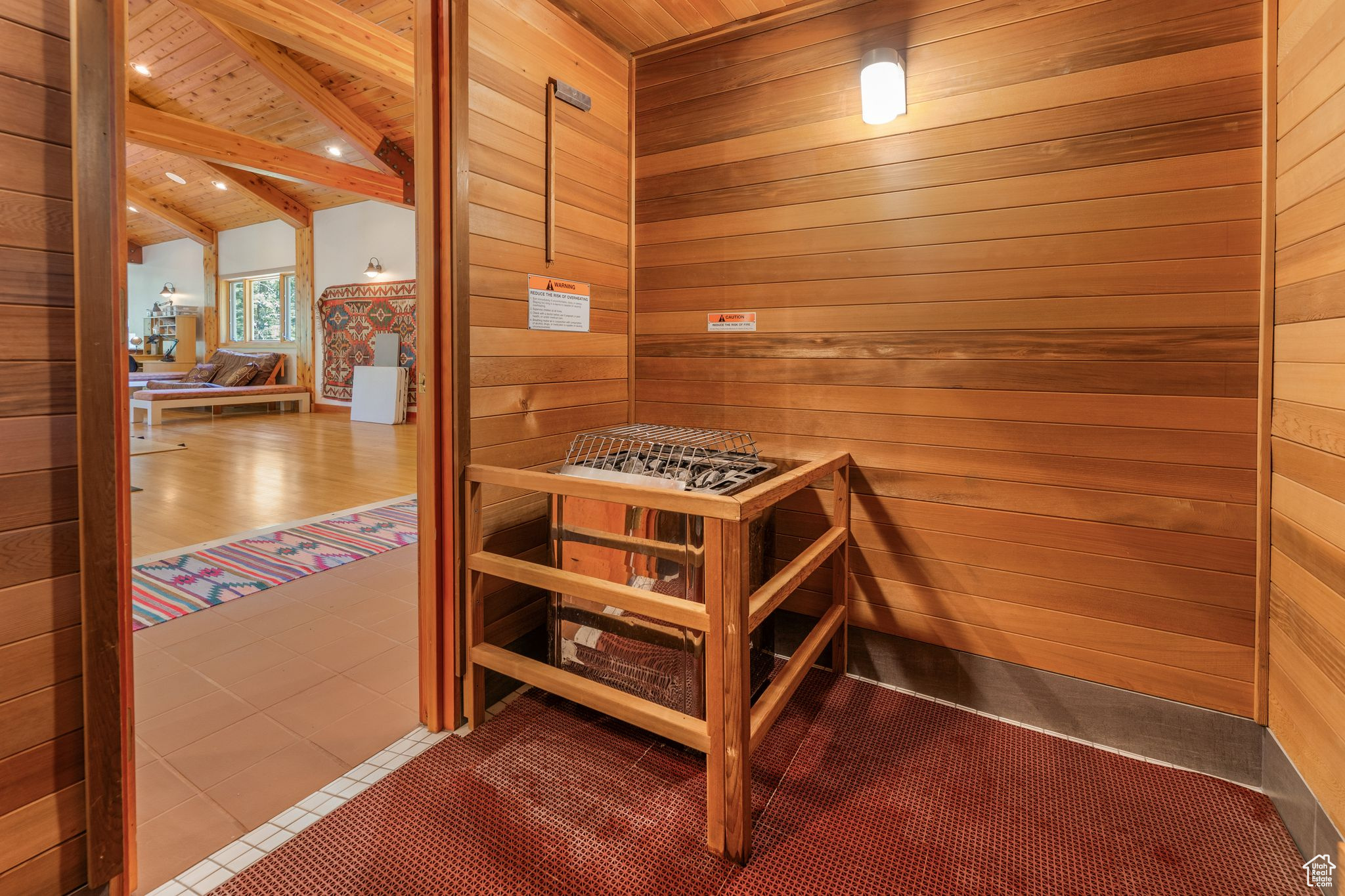 CARDIFF FORK - Residential