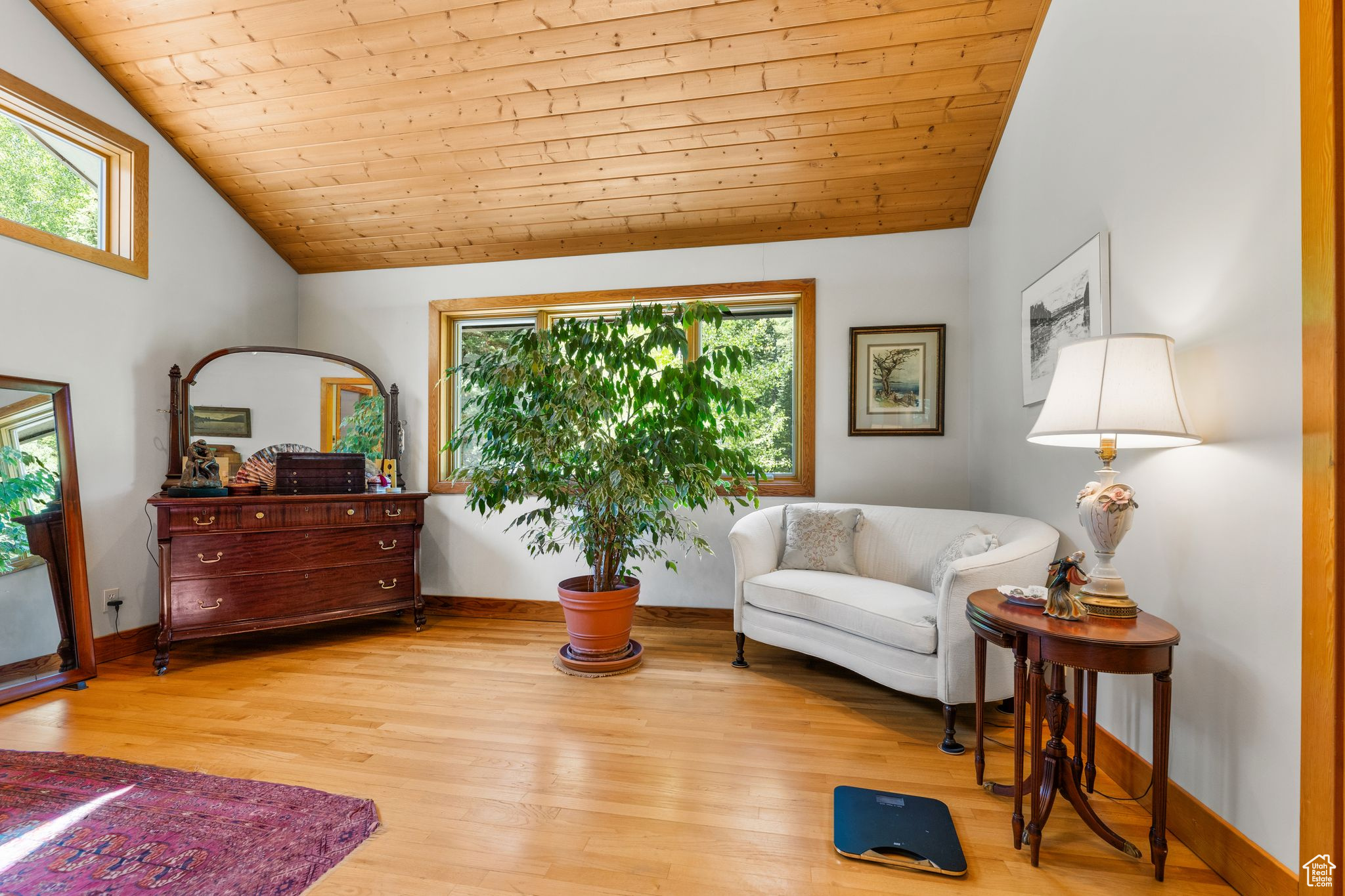 CARDIFF FORK - Residential