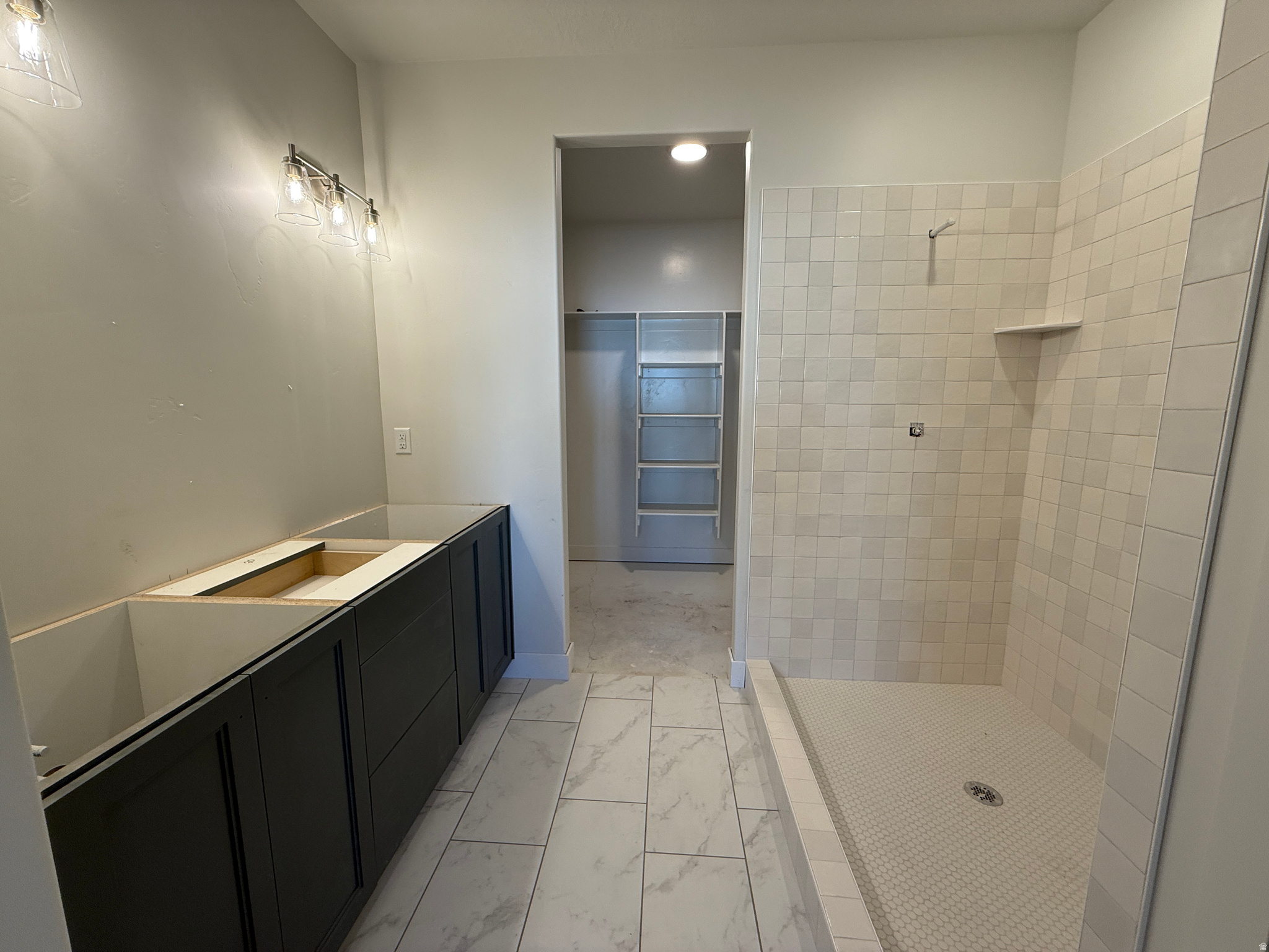 BLUFF VIEW - Residential