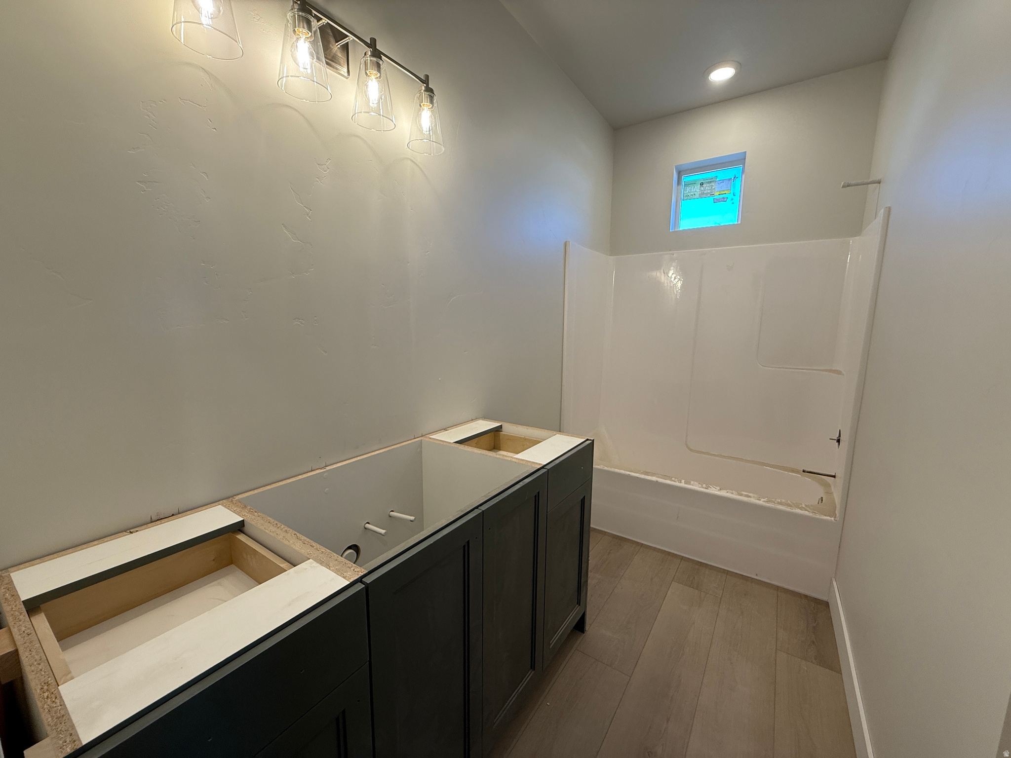 BLUFF VIEW - Residential