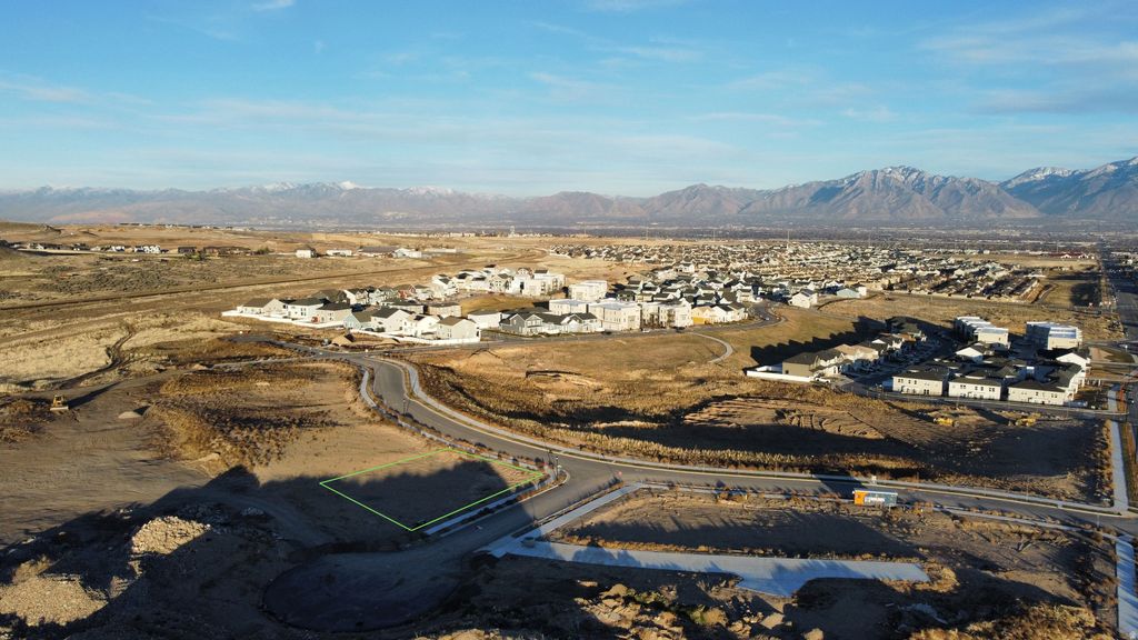 Photo of 7728 S FALTTOP MOUNT DR W #362, West Jordan, UT 84081 (MLS # 2140122)