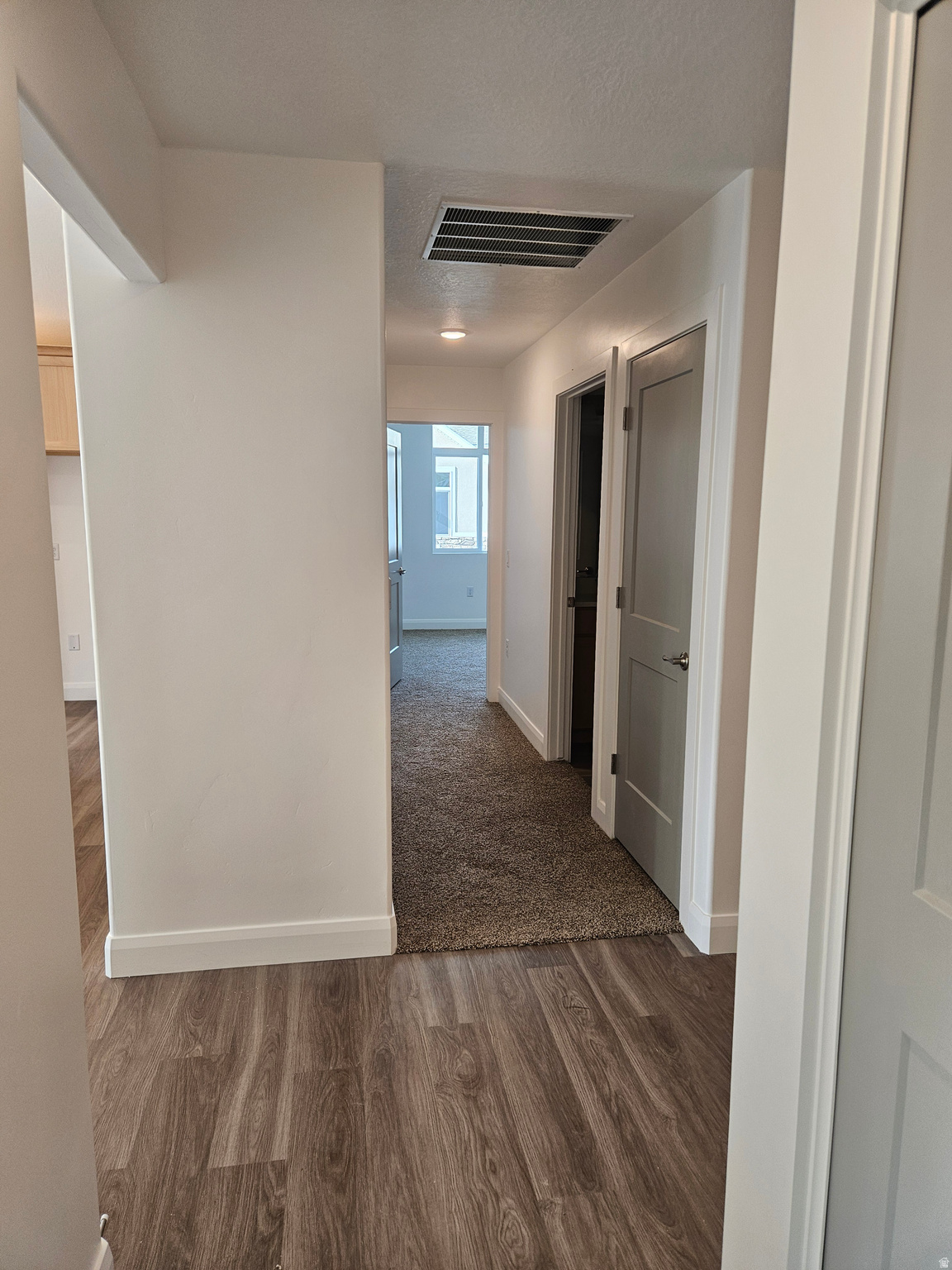 COUNTRY VIEW VILLAS - Residential