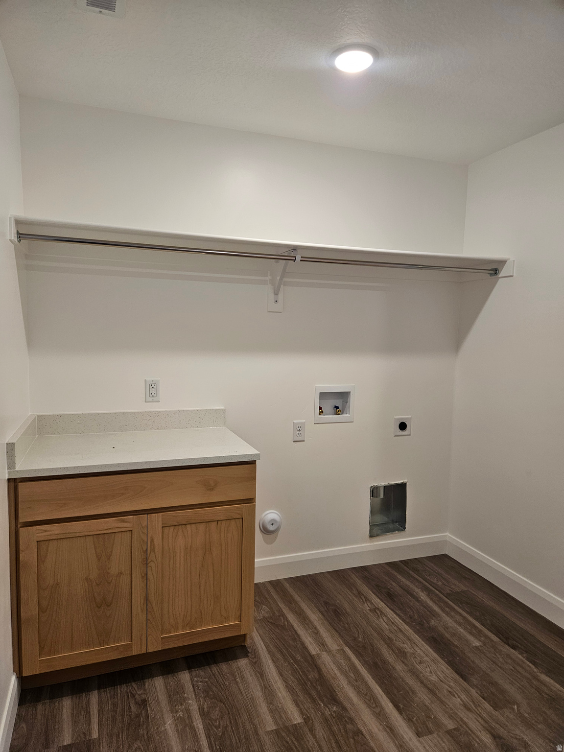 COUNTRY VIEW VILLAS - Residential