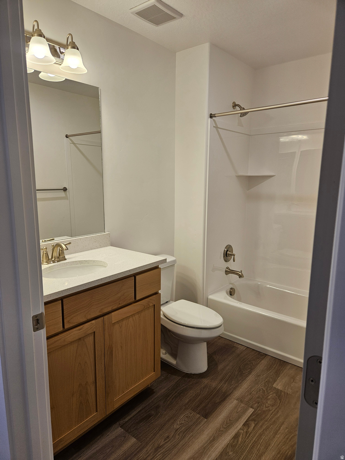 COUNTRY VIEW VILLAS - Residential