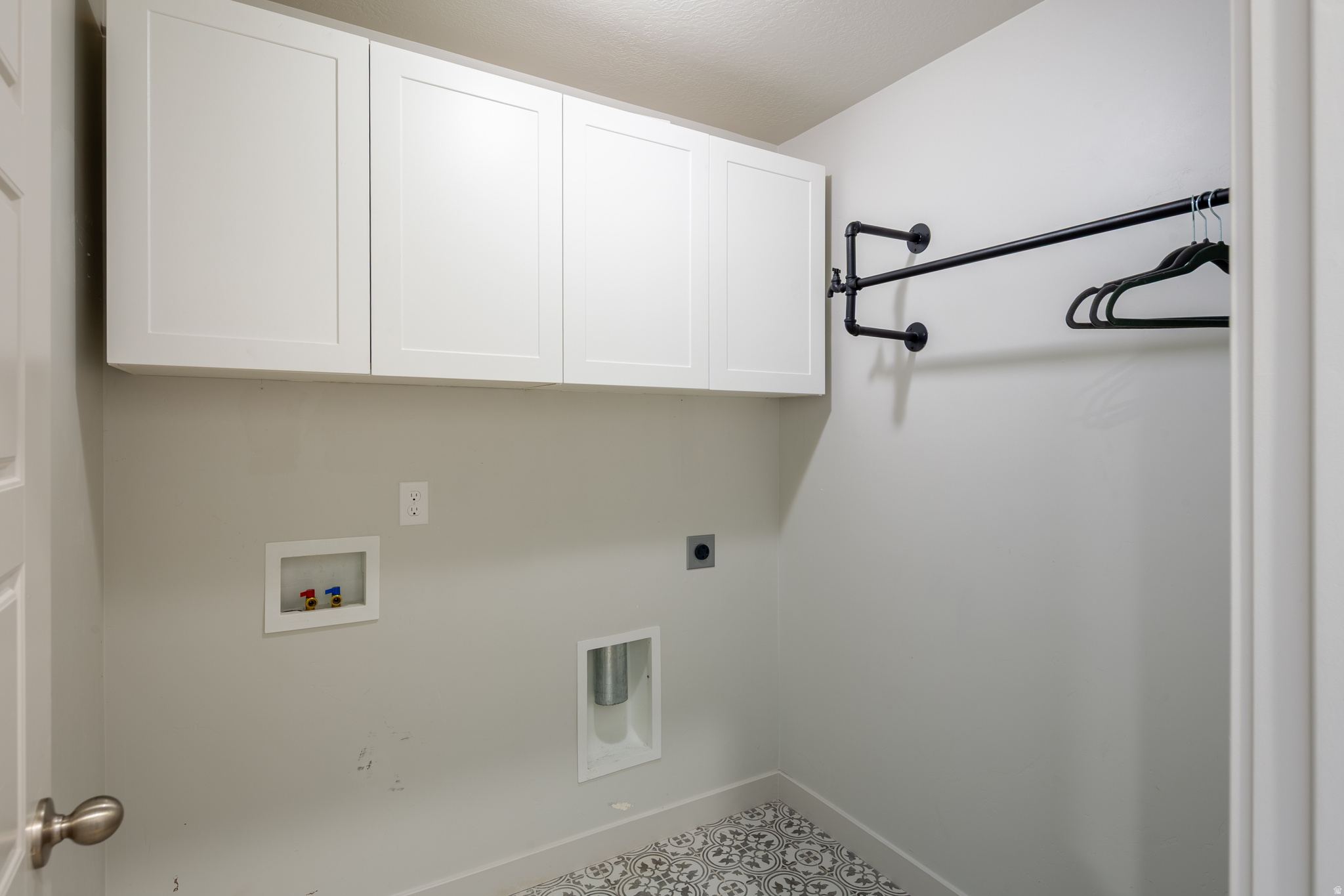 HOLBROOK FARMS - Residential Lease