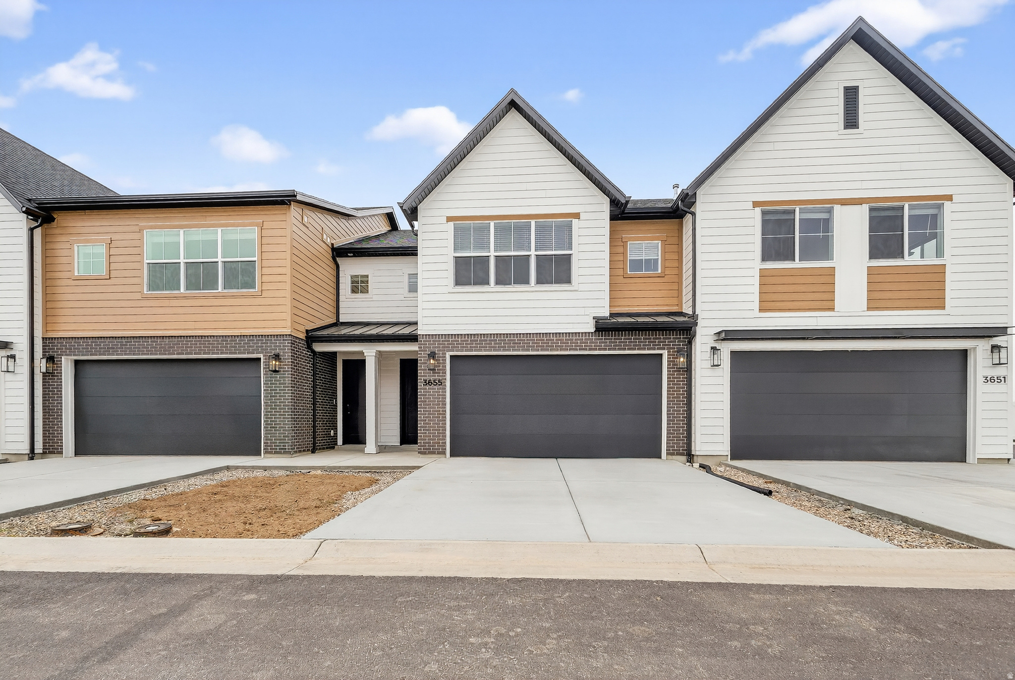 VILLAGES AT GREEN FARM - Residential