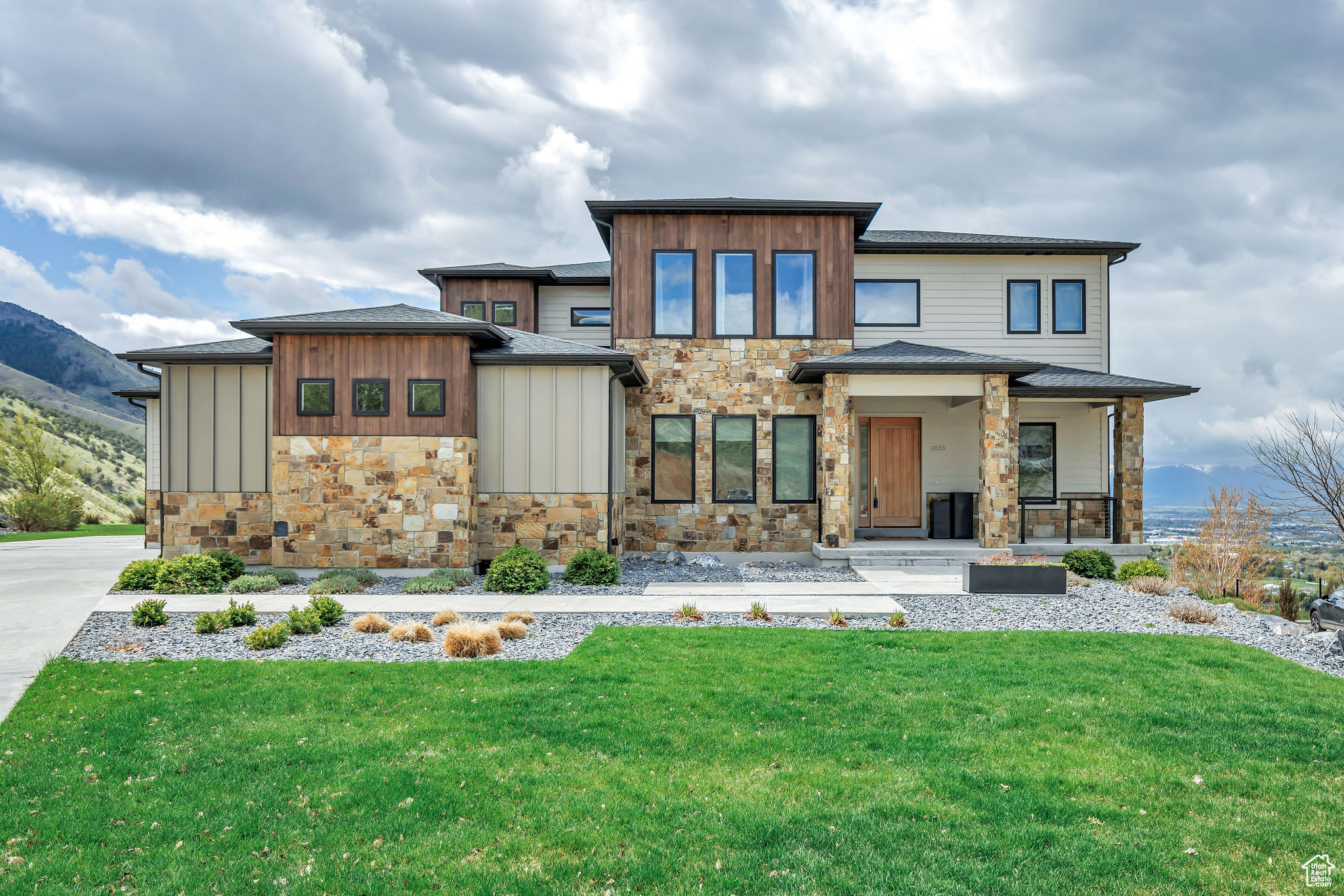 2835 Naomi Cir, North Logan, Utah image 3