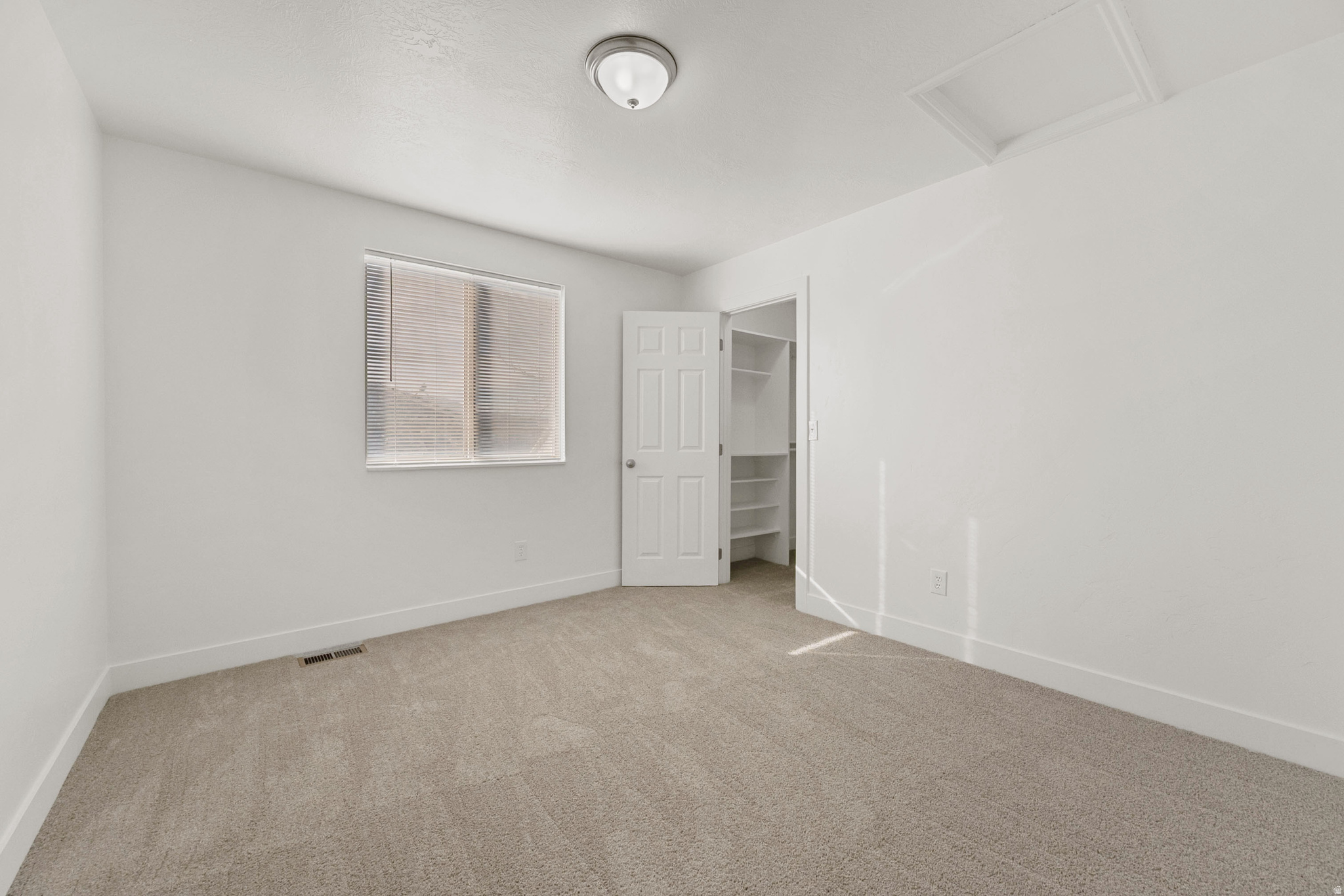 BROOKFIELD - Residential