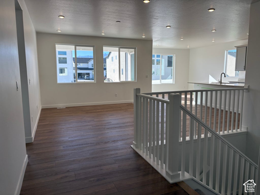 Photo of 4919 EMERALD AVE, Eagle Mountain, UT 84005 (MLS # 2188861)