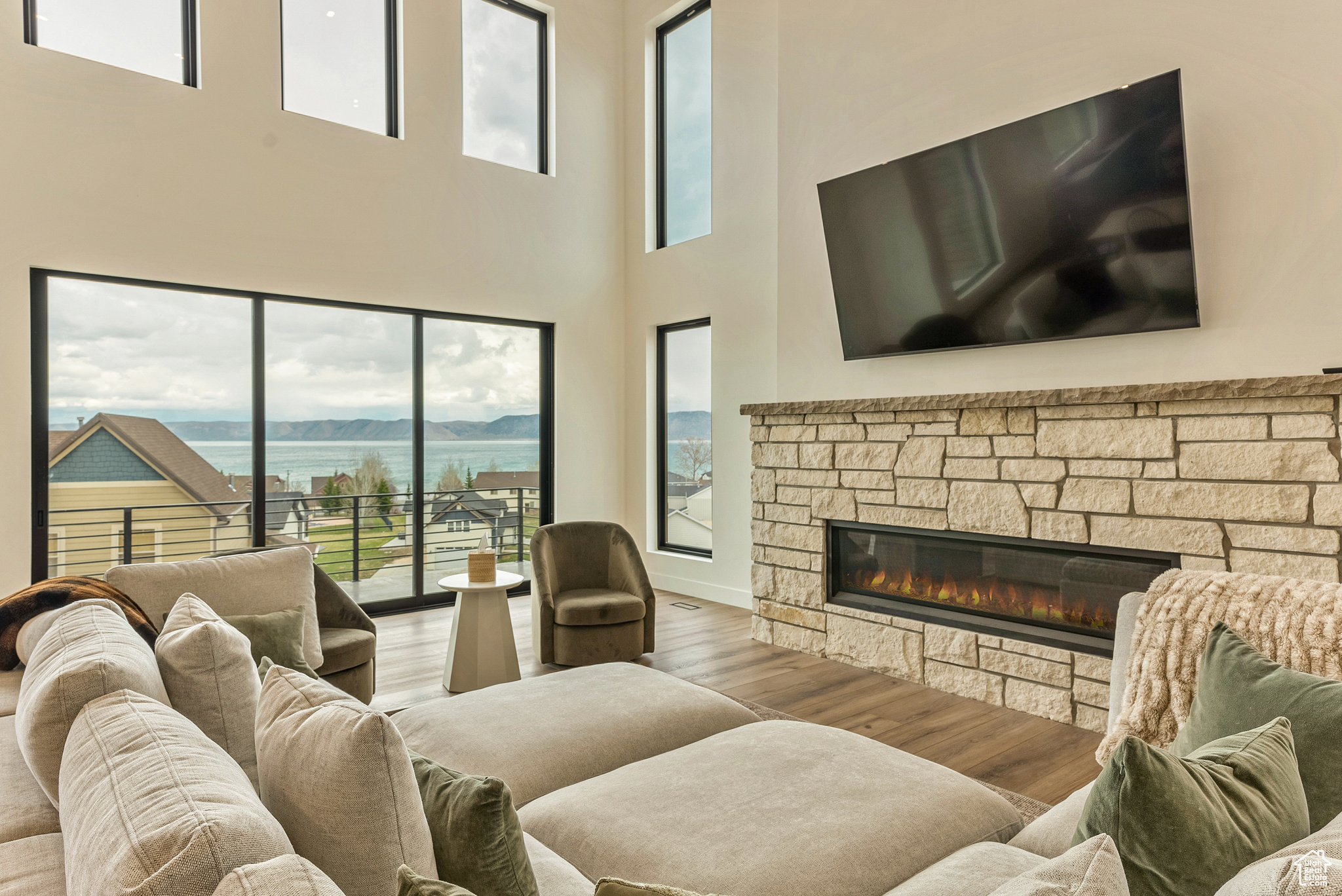LOCHWOOD P.U.D. PHASE 2 - Residential