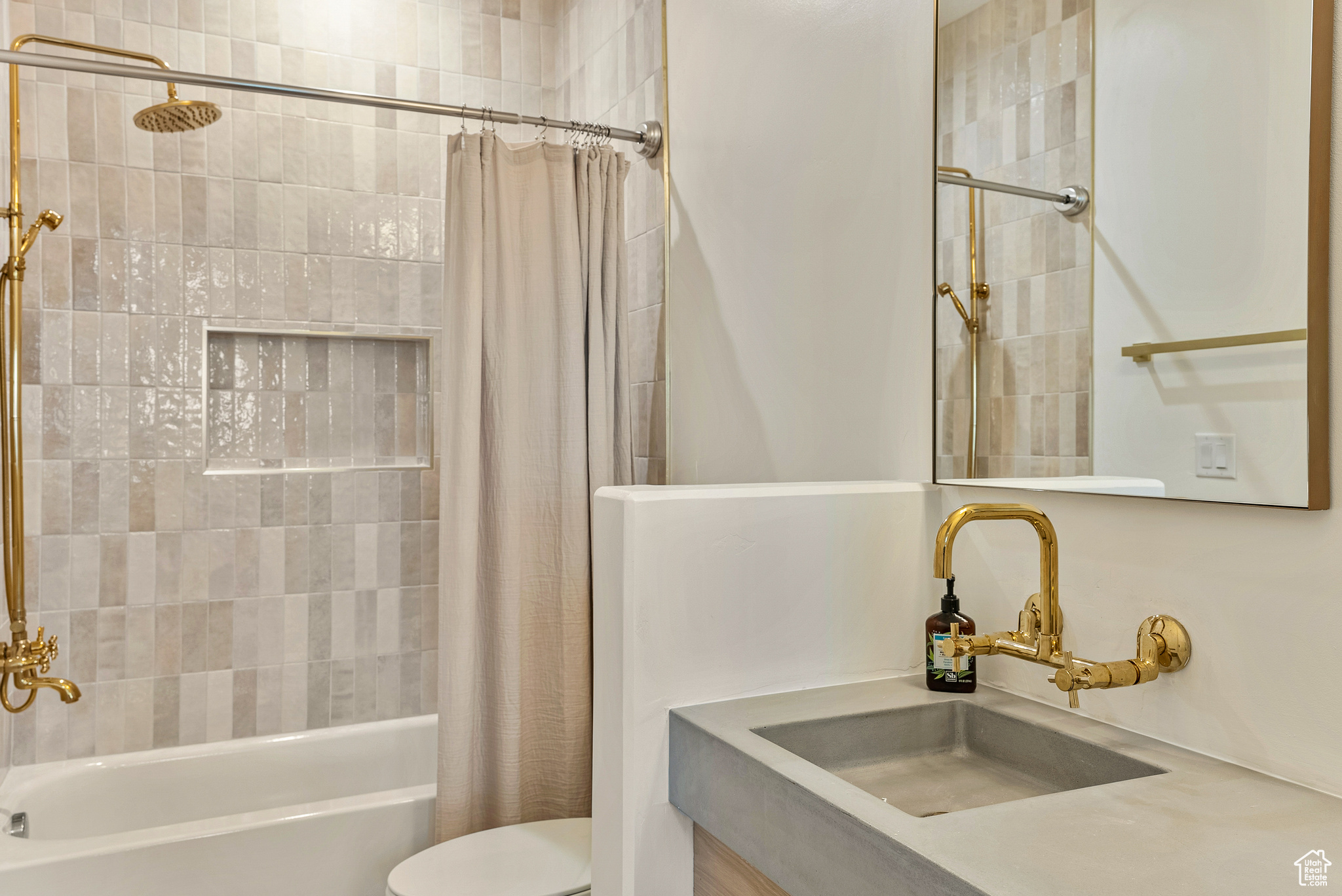 LOCHWOOD P.U.D. PHASE 2 - Residential
