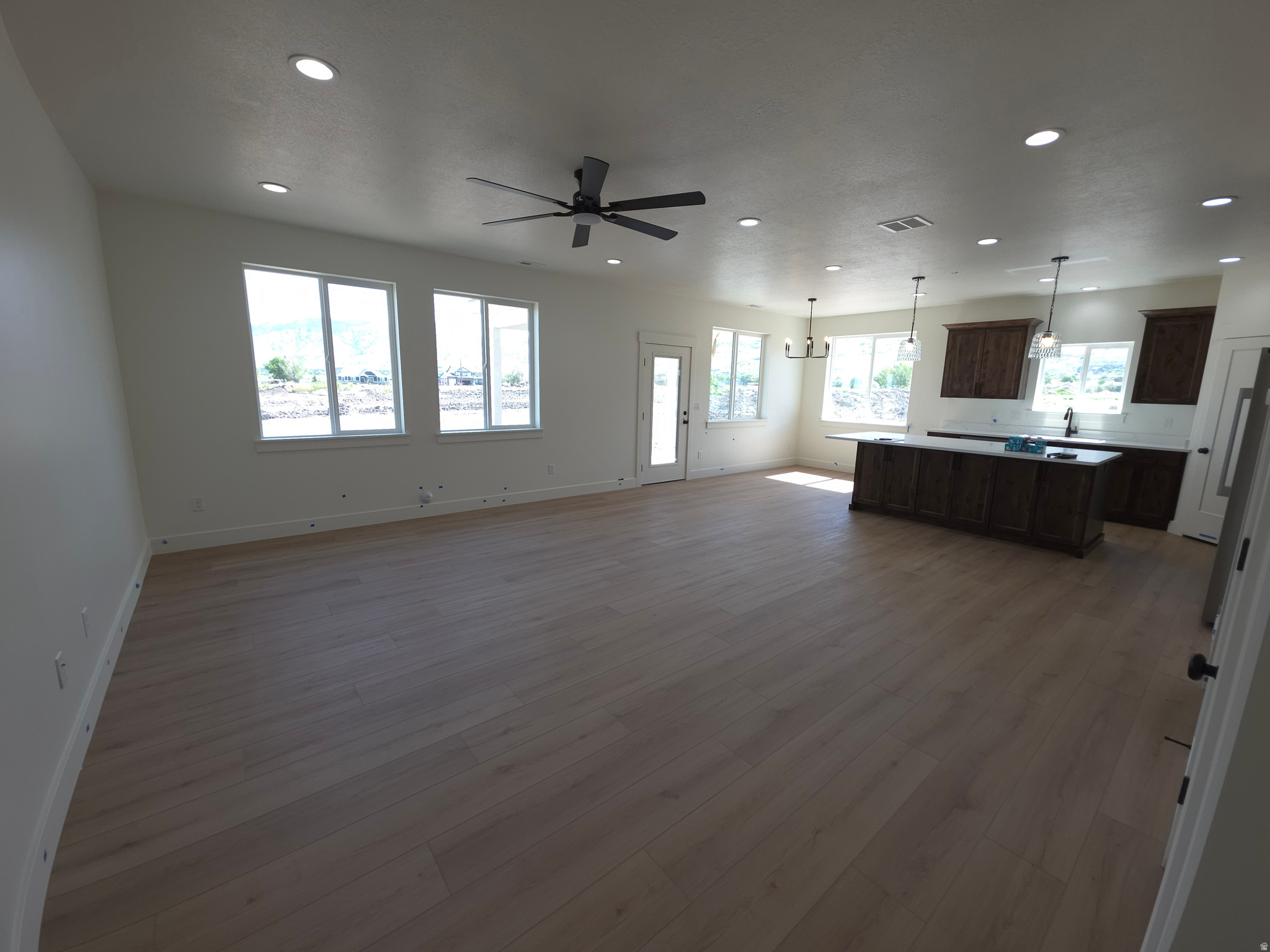 WEST MEADOWS - Residential