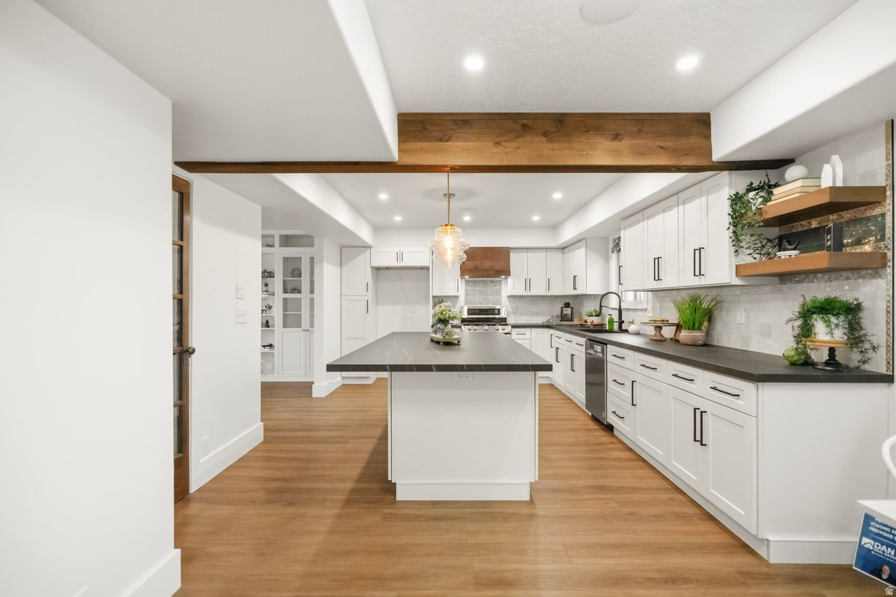 MEADOW LANDS - Residential