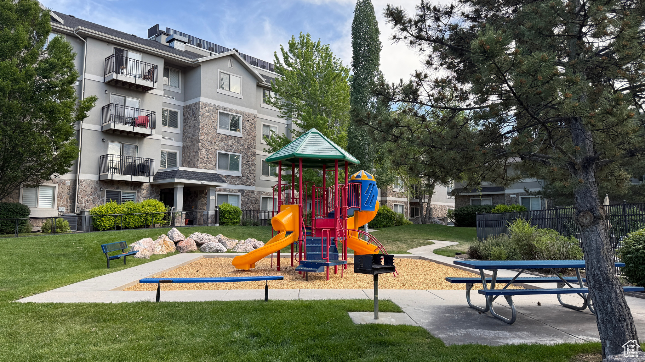 STONE HAVEN - Residential