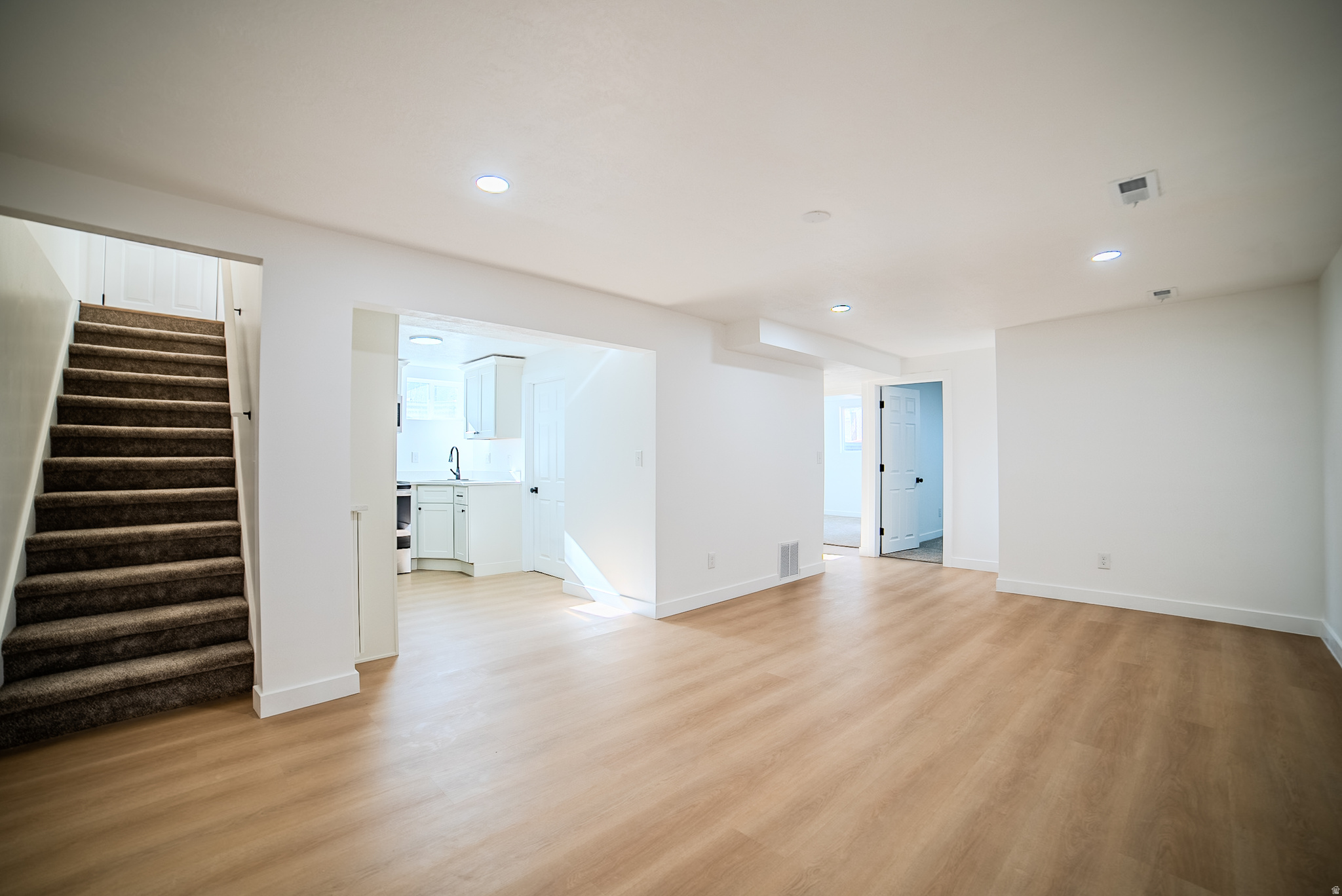 MIDVALLEY MA - Residential