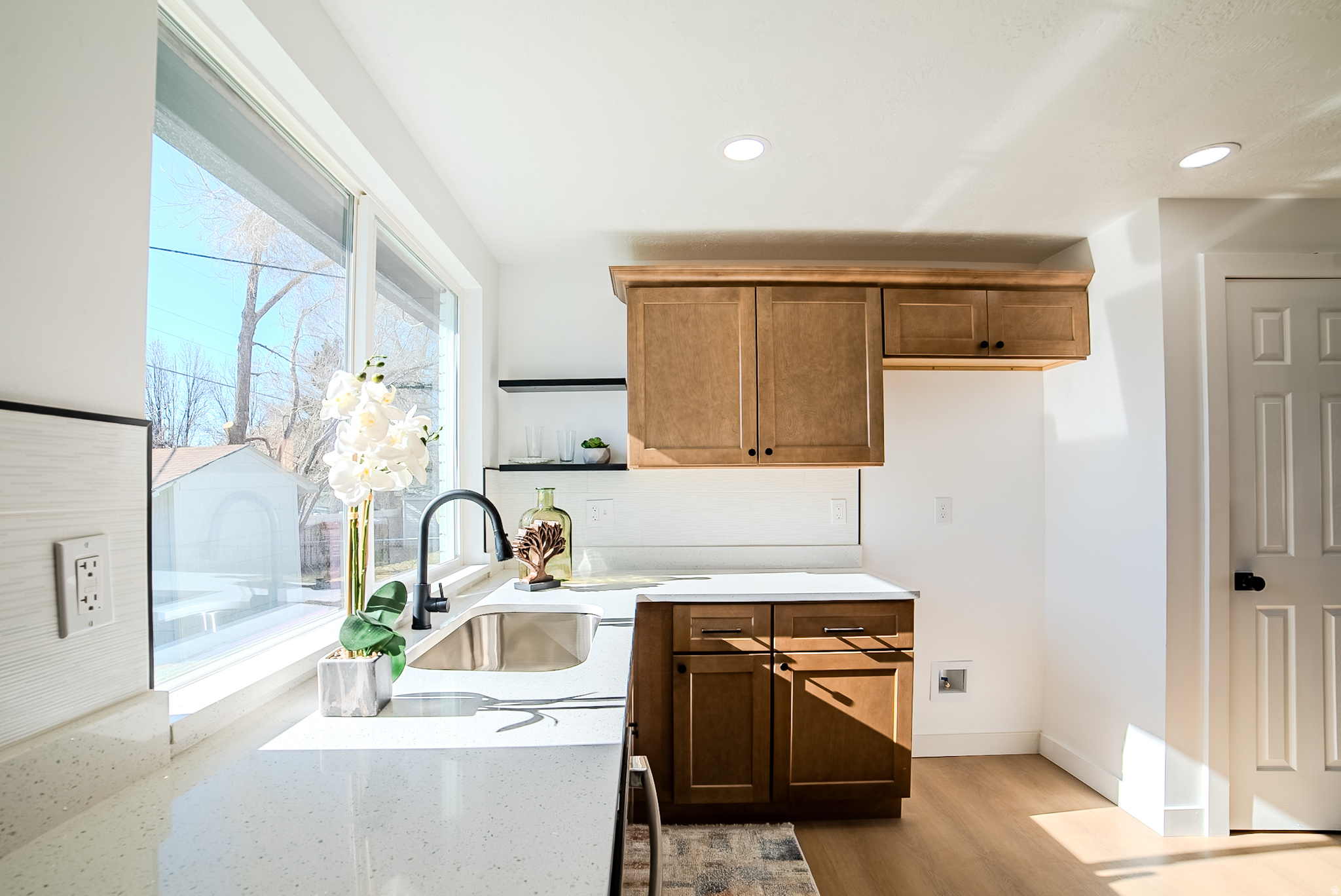 MIDVALLEY MA - Residential