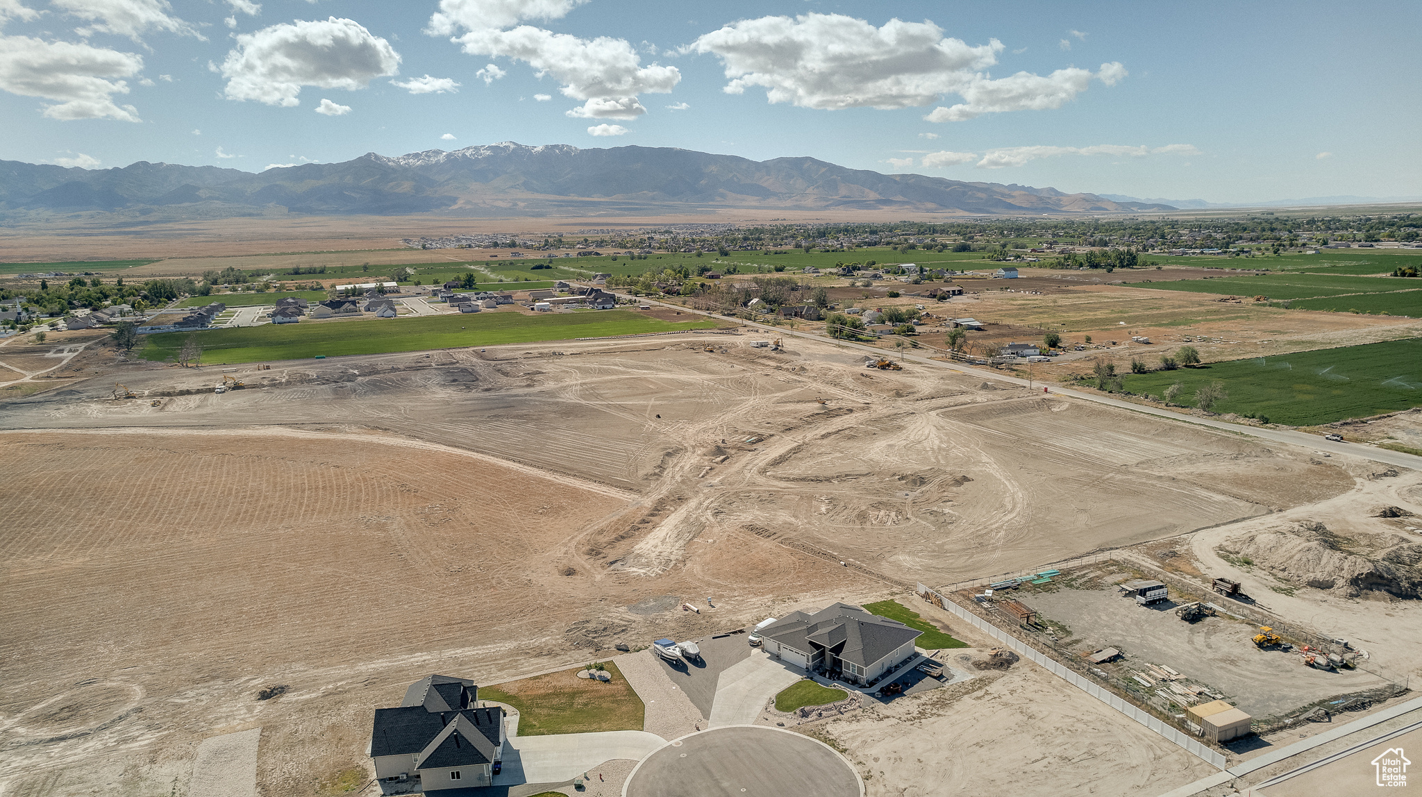 HERITAGE FARMS SUBDIVISION PHASE 1 - Land