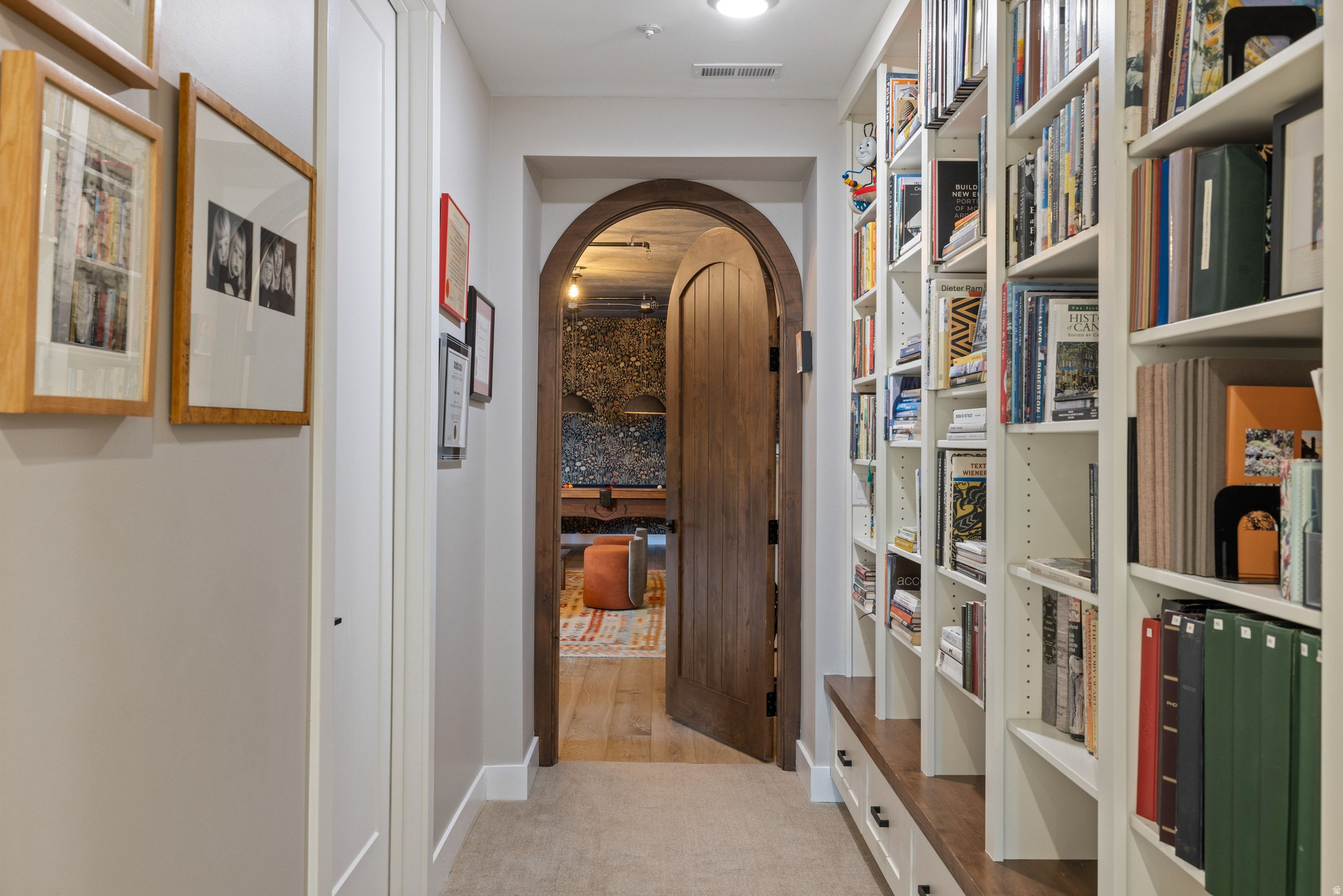 RED LEDGES - Residential