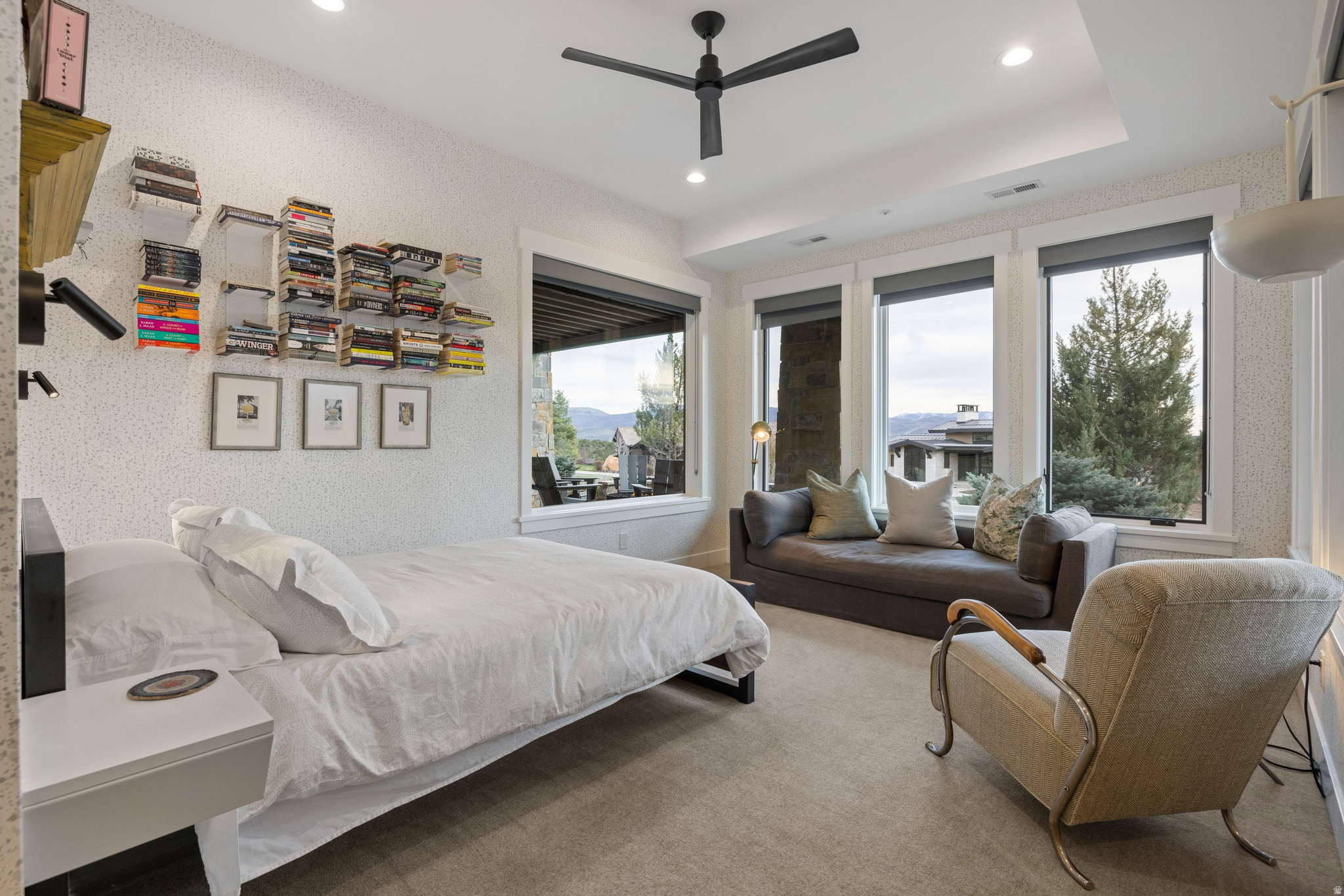 RED LEDGES - Residential