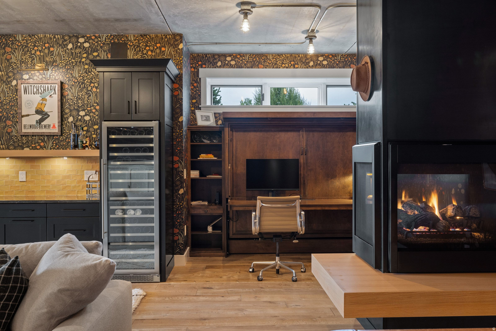 RED LEDGES - Residential