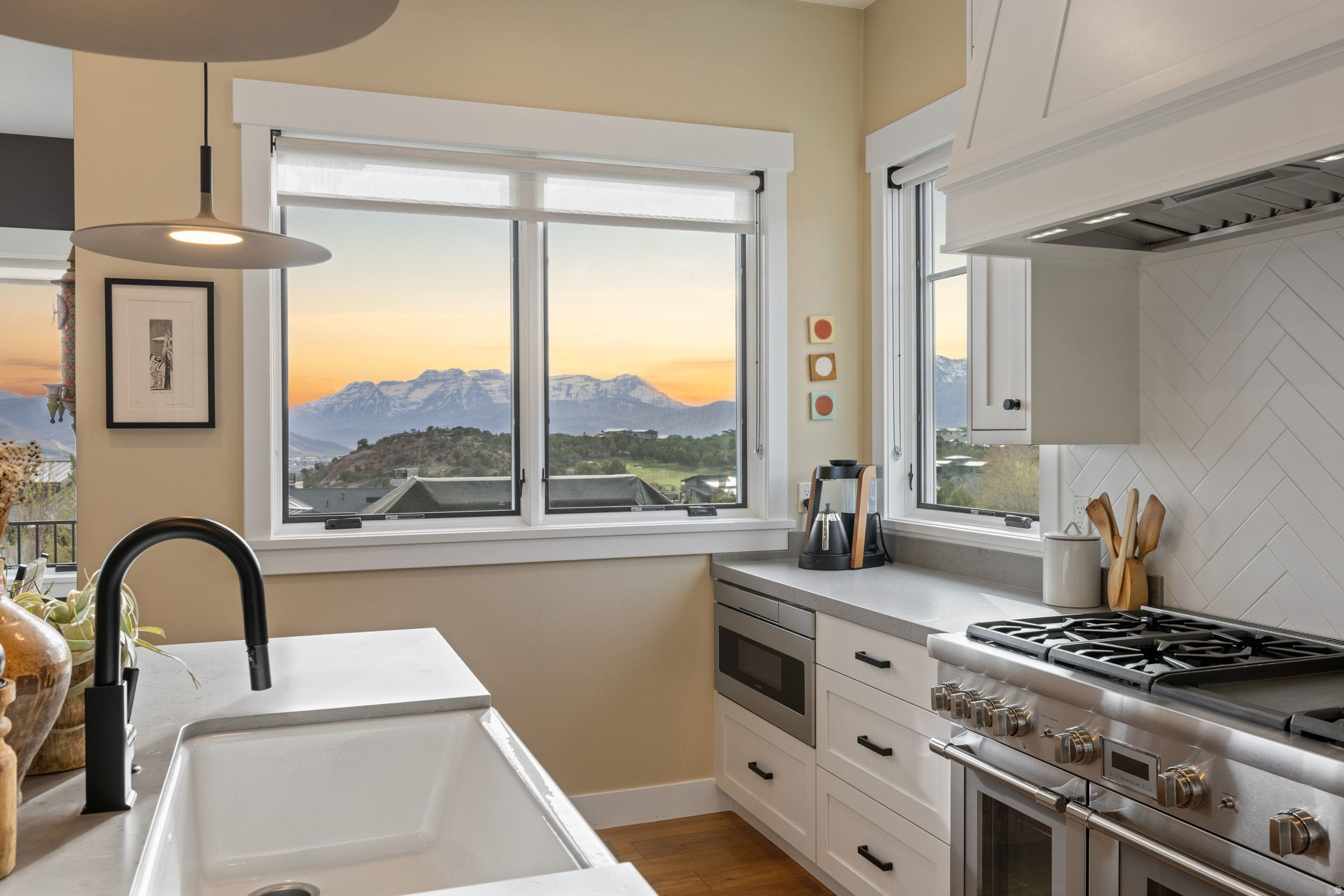 RED LEDGES - Residential