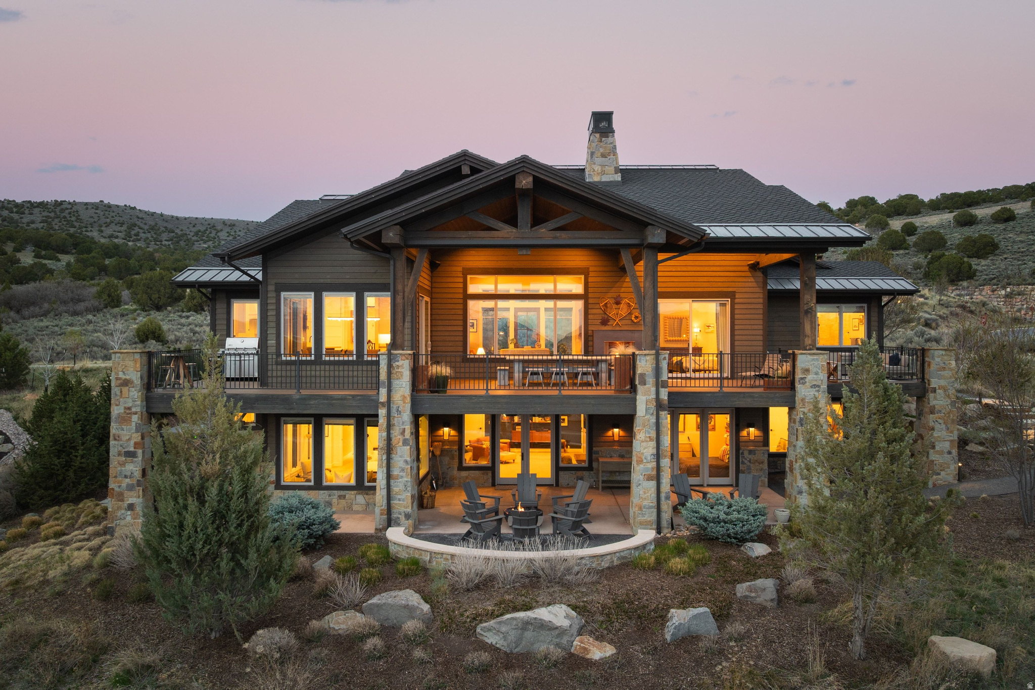 RED LEDGES - Residential