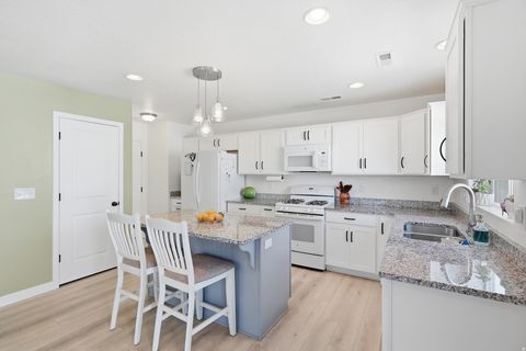 Tiny photo for 3881 S 2990 W, West Haven, UT 84401 (MLS # 2157500)