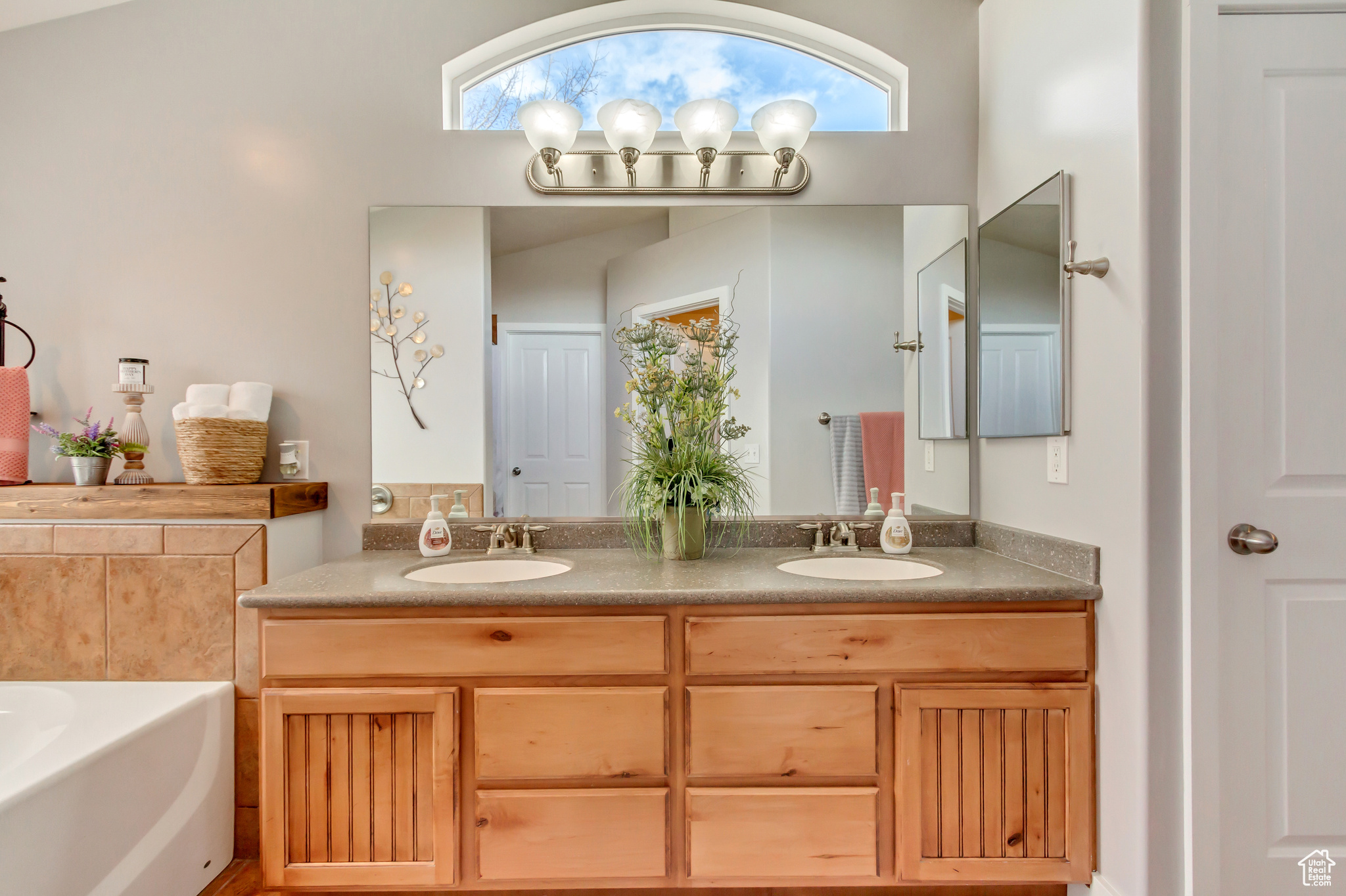 209 E Box Elder Dr, Grantsville, Utah image 25