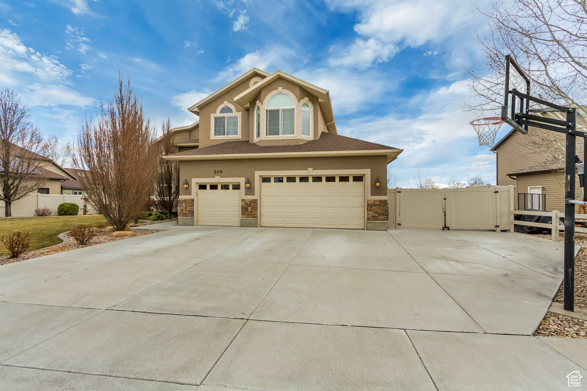 209 E Box Elder Dr, Grantsville, Utah image 3