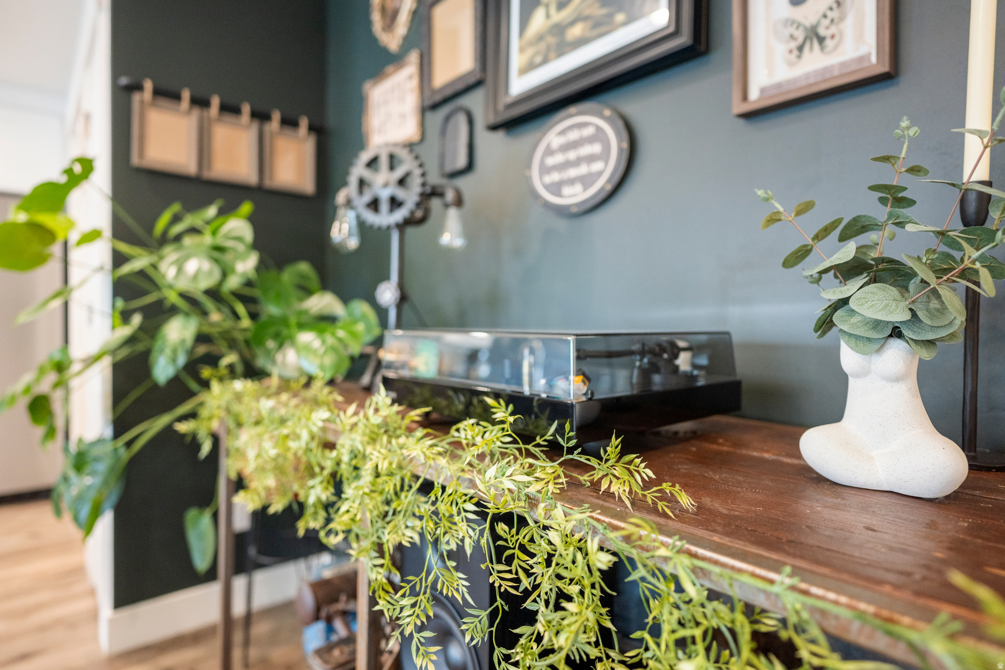 WOLFPACK CROSSING SU - Residential