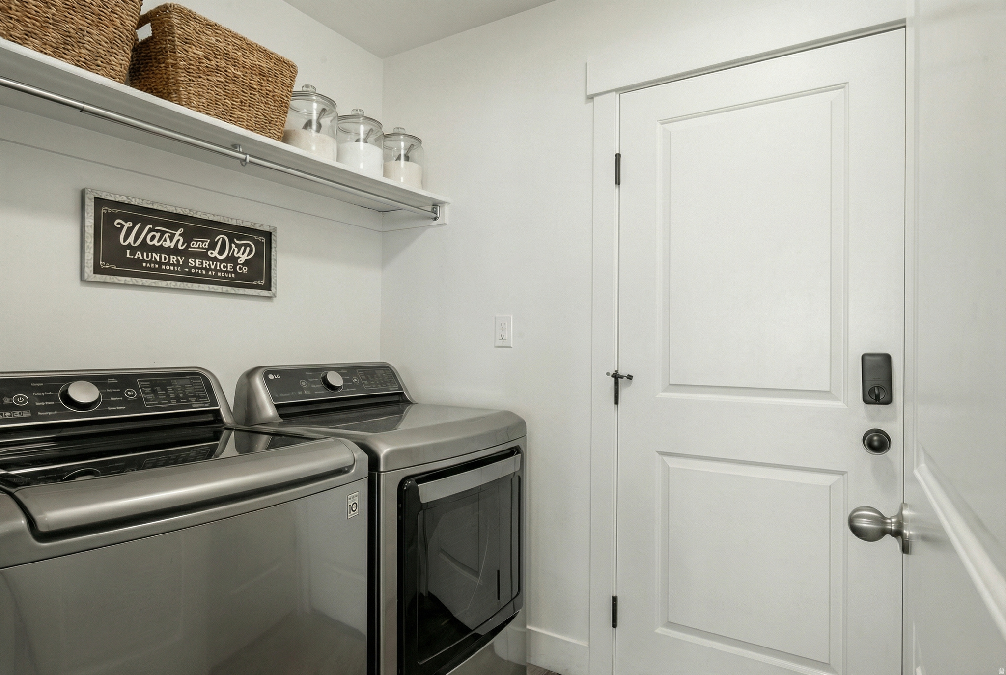 WOLFPACK CROSSING SU - Residential