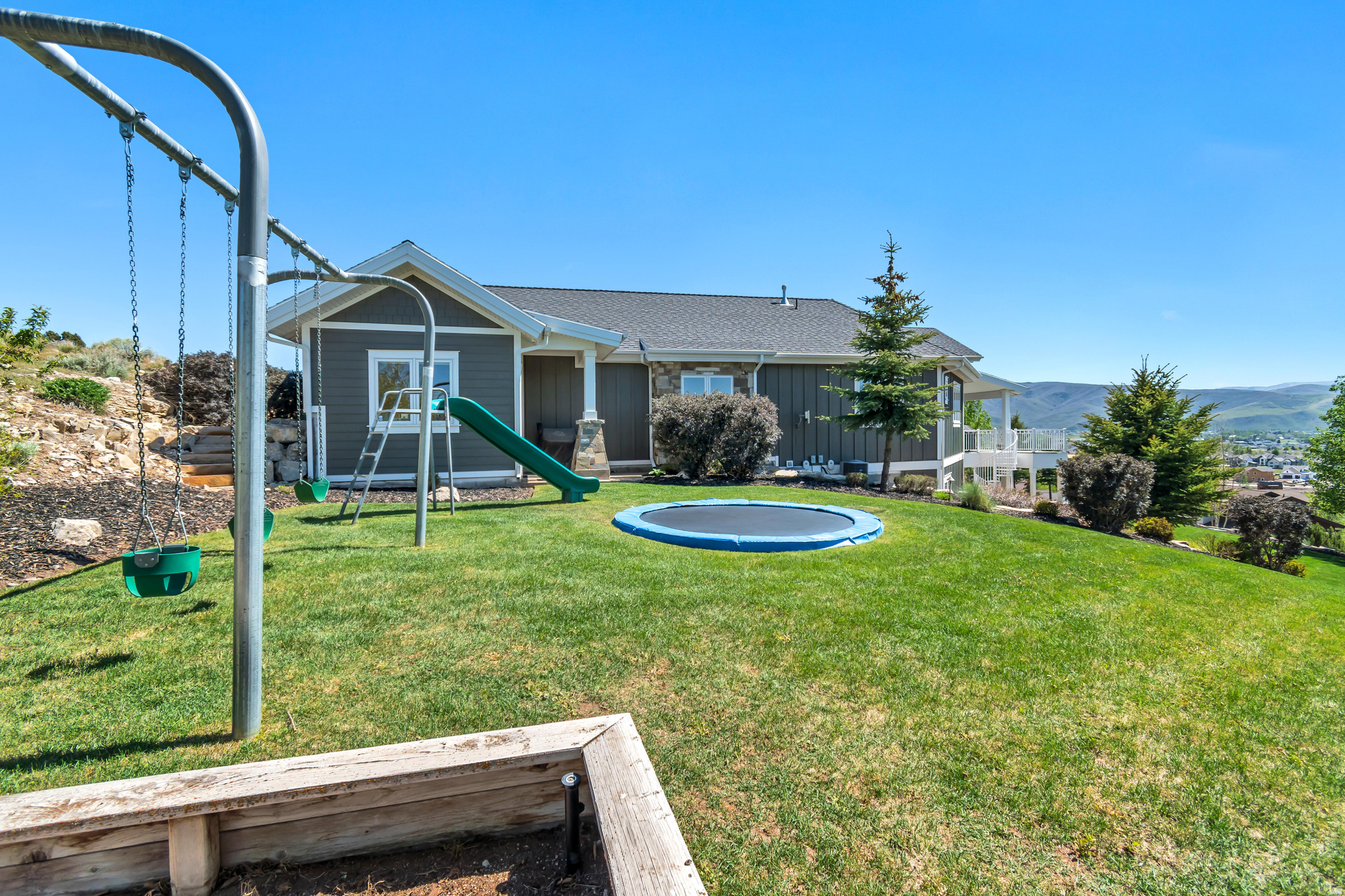 LAKE CREEK - Residential