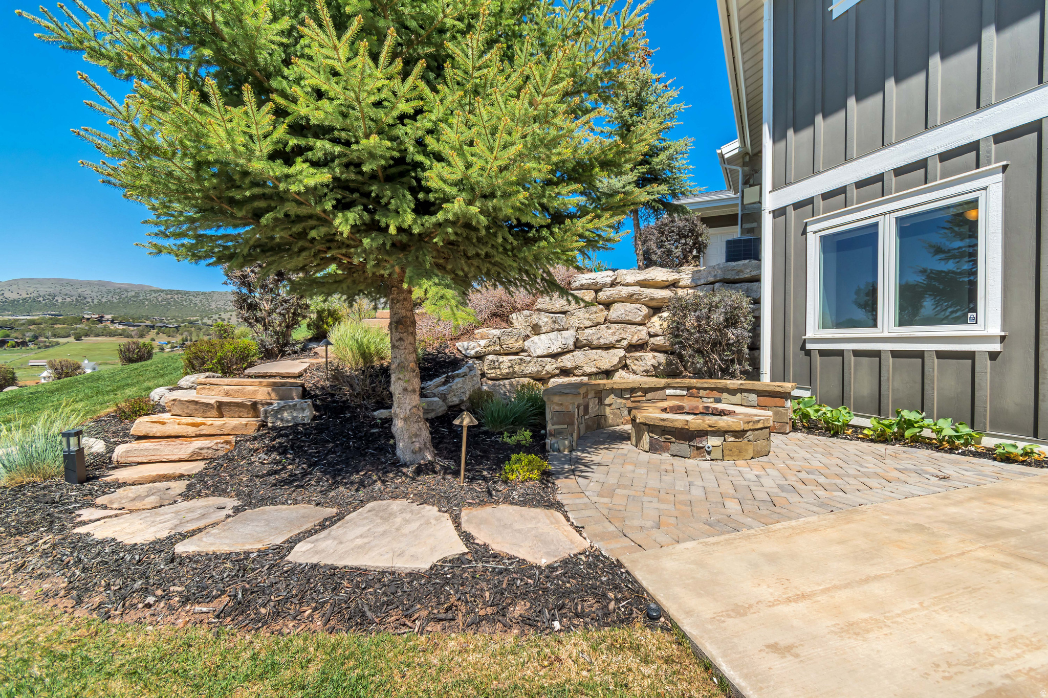 LAKE CREEK - Residential