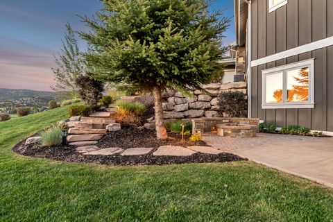Tiny photo for 3080 E HUNTERS RIDGE WAY, Heber City, UT 84032 (MLS # 2158579)
