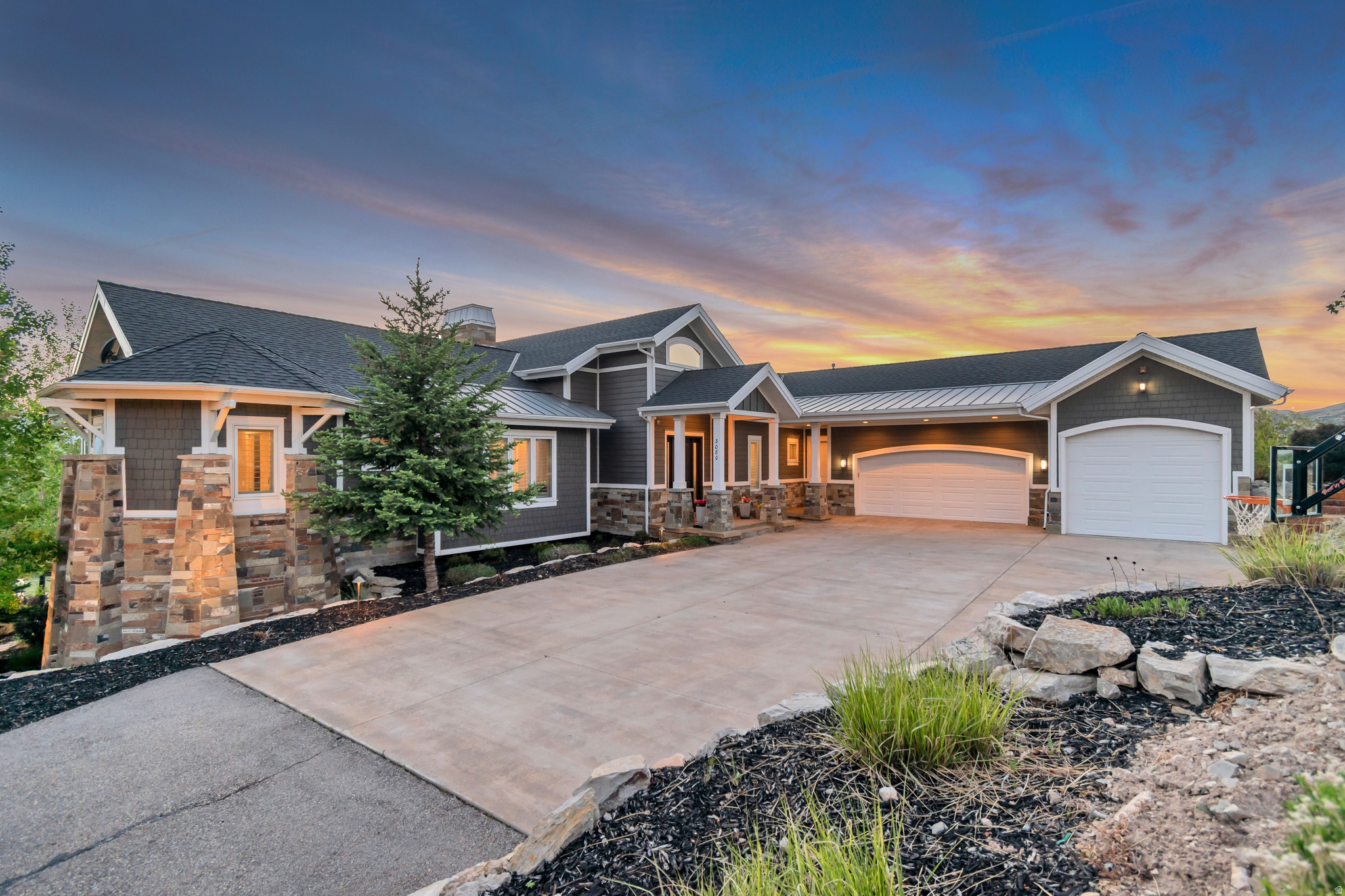 LAKE CREEK - Residential