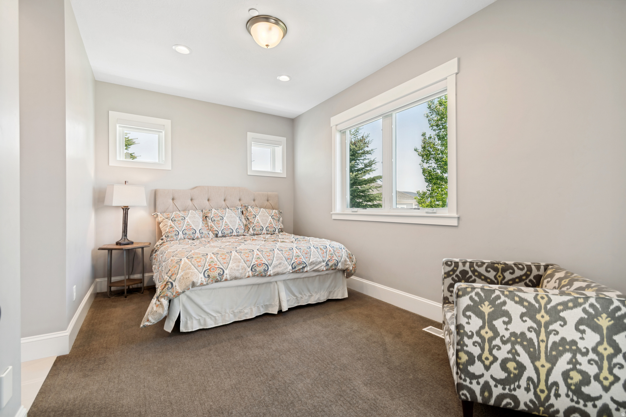 LAKE CREEK - Residential