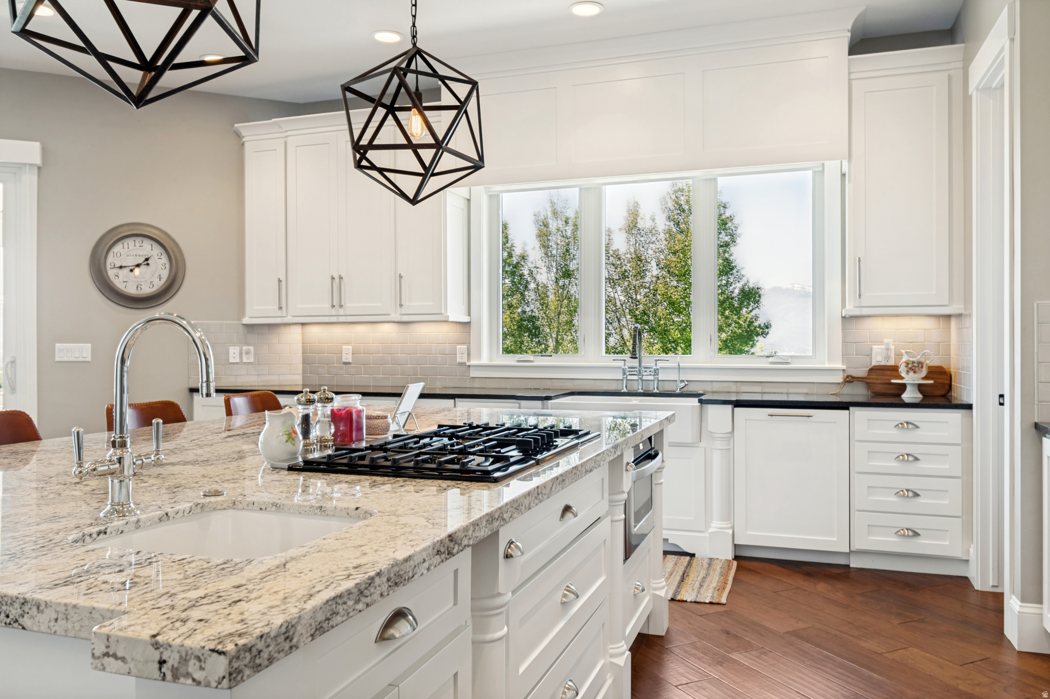 LAKE CREEK - Residential