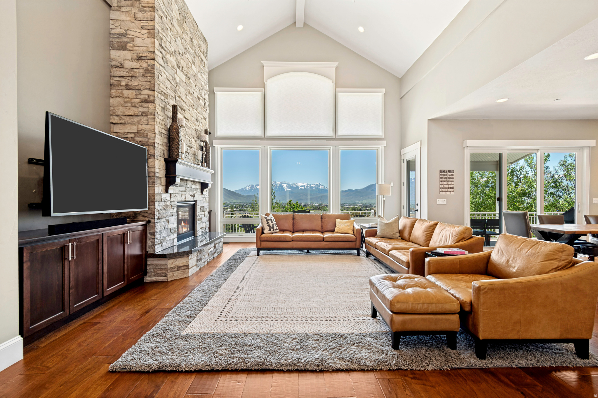 LAKE CREEK - Residential